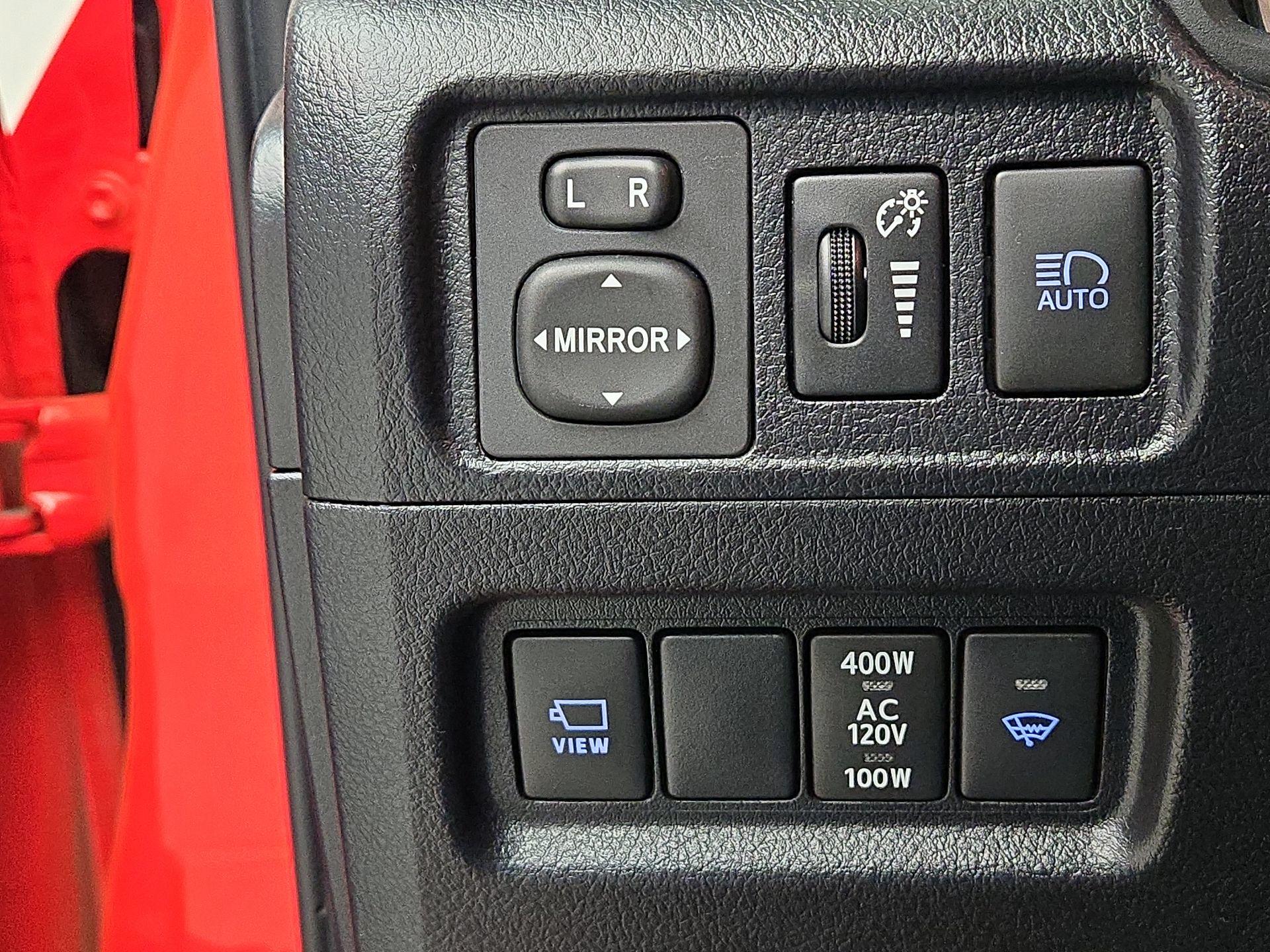 Thumbnail: 2023 Toyota 4Runner - 13