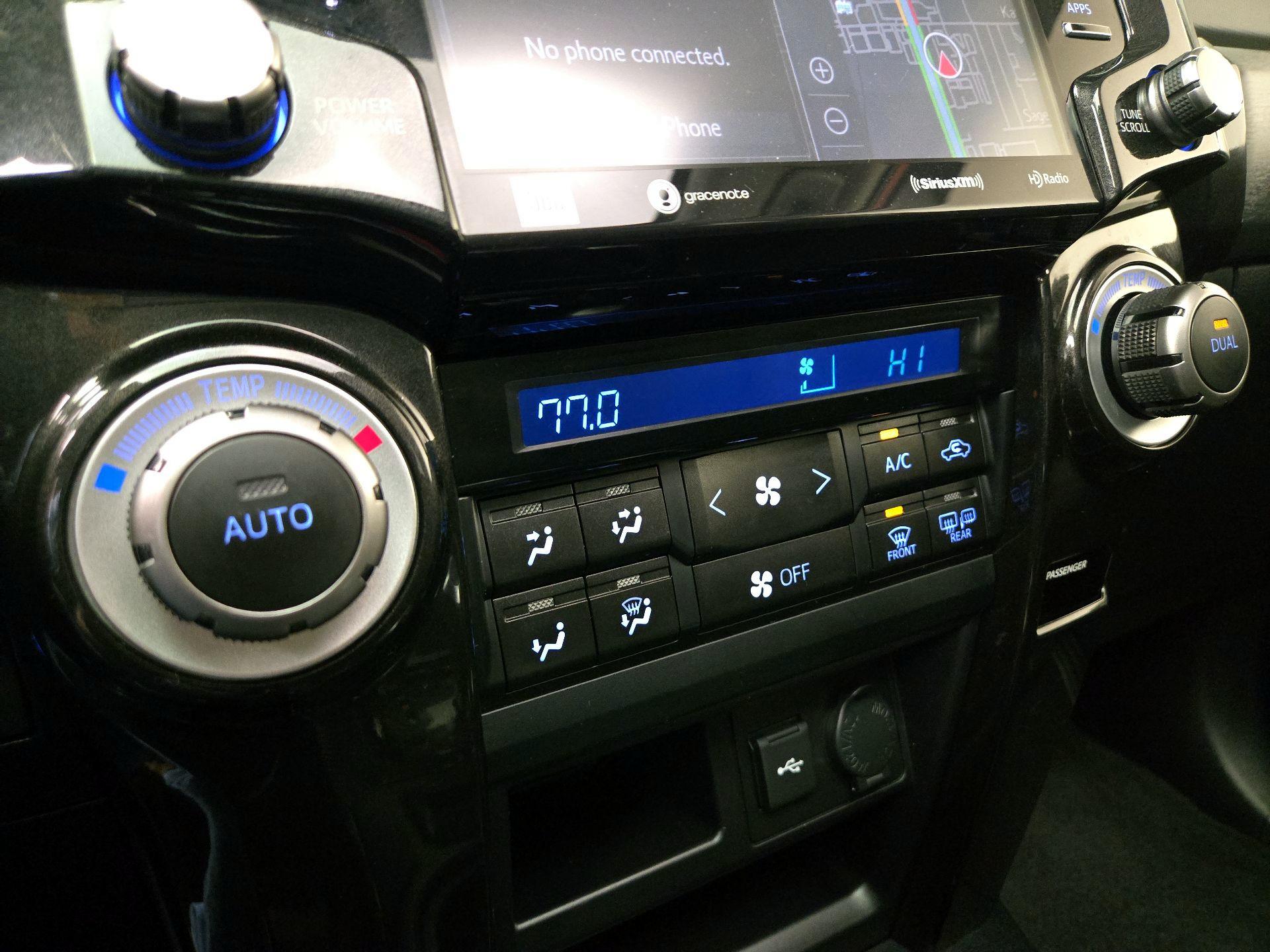 Thumbnail: 2023 Toyota 4Runner - 17