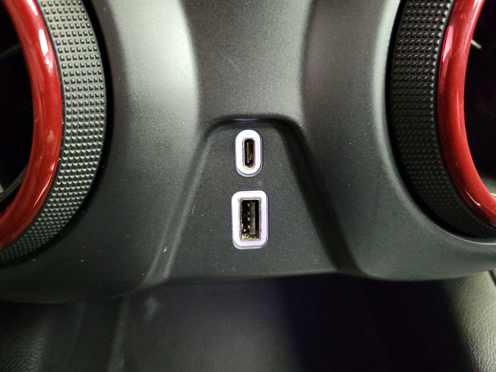 Thumbnail: 2020 Chevrolet Blazer - 19