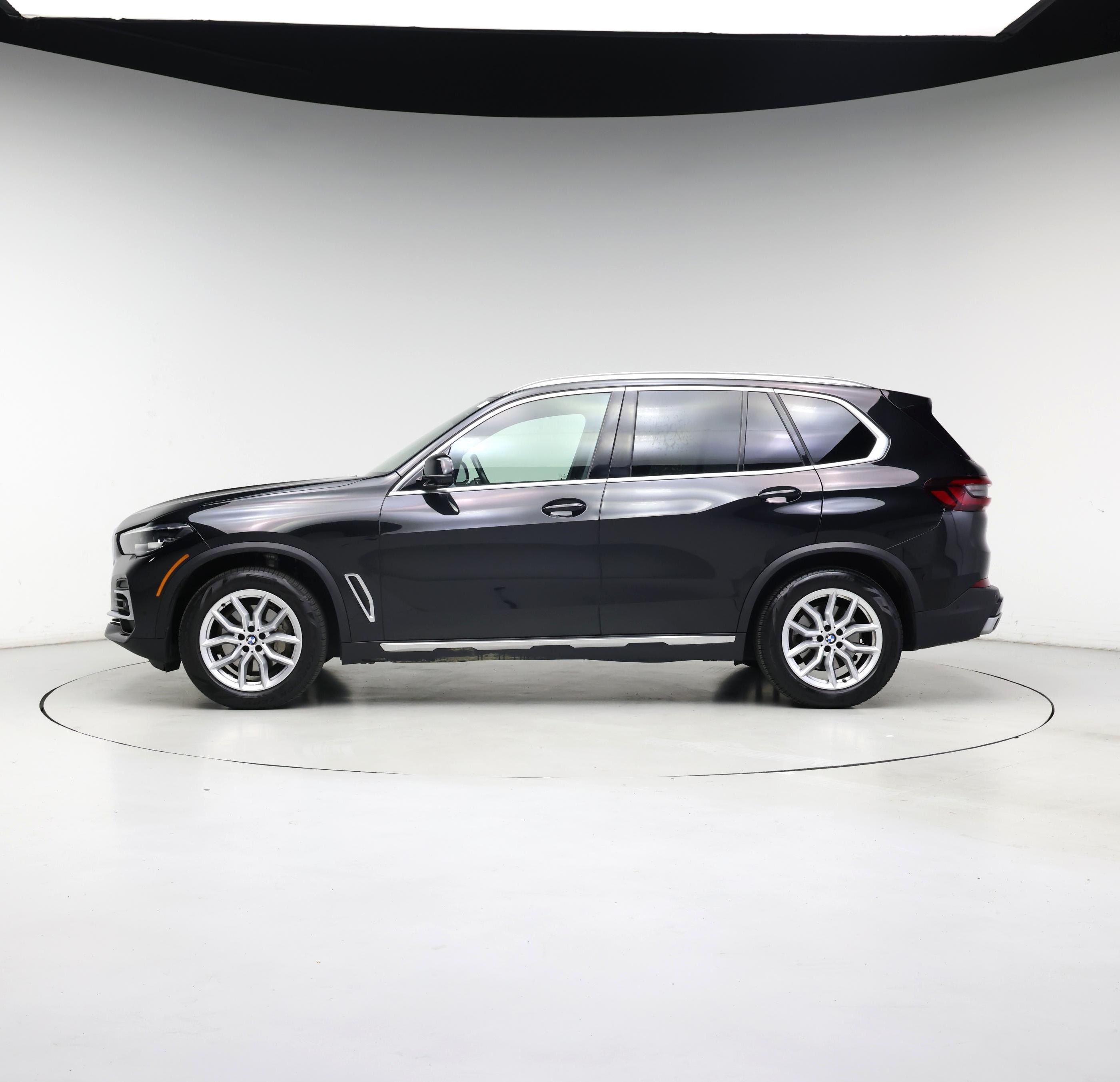 Thumbnail: 2022 BMW X5 - 3