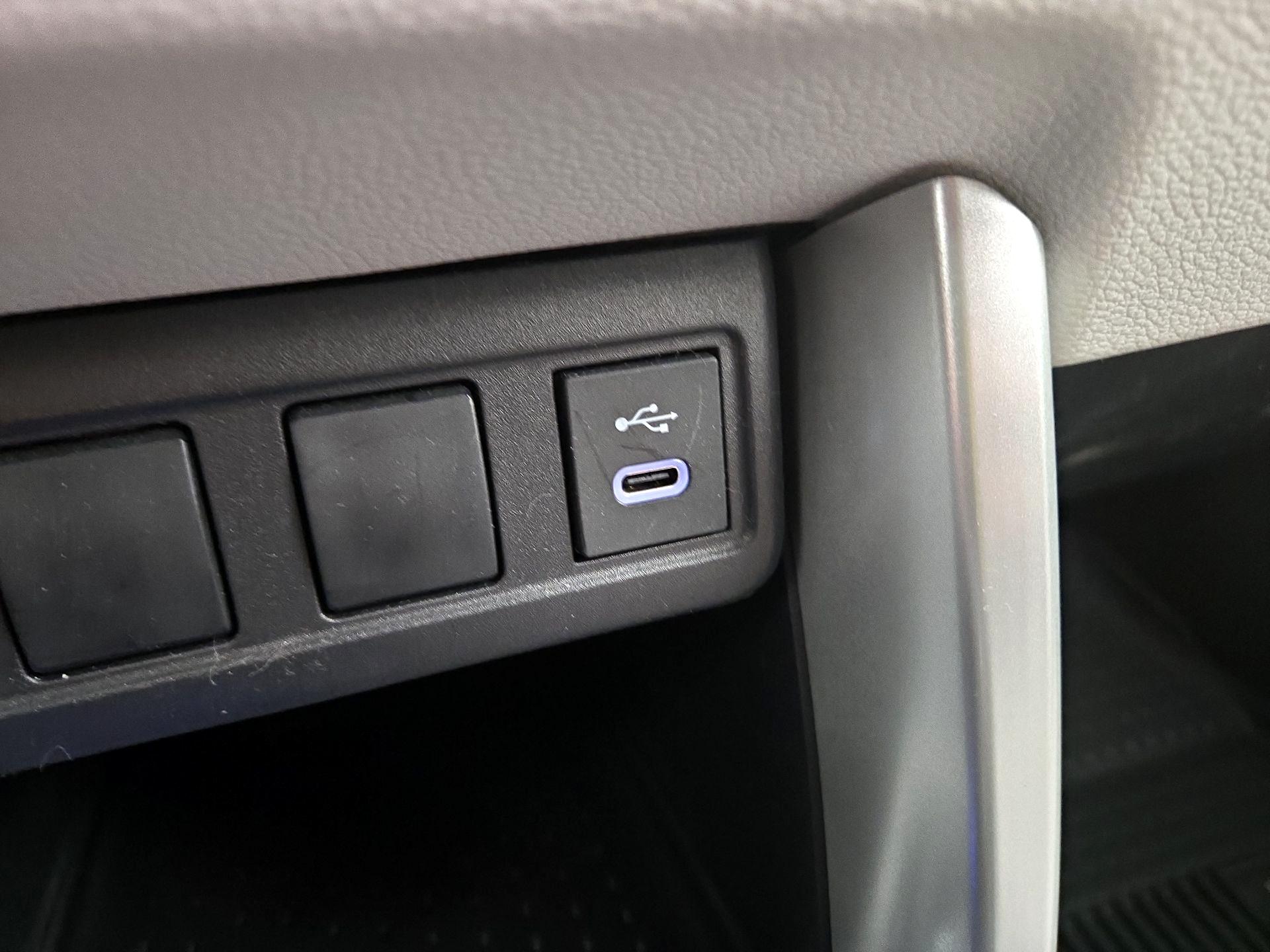 Thumbnail: 2024 Toyota Corolla Cross - 18