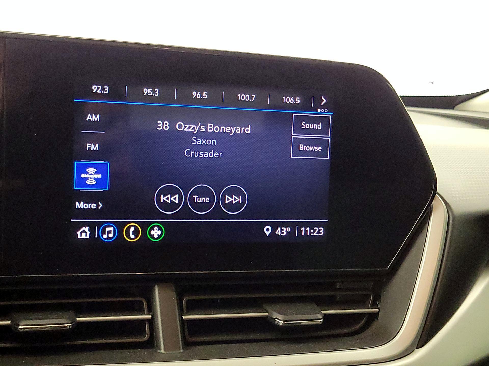 Thumbnail: 2024 Chevrolet Trax - 16