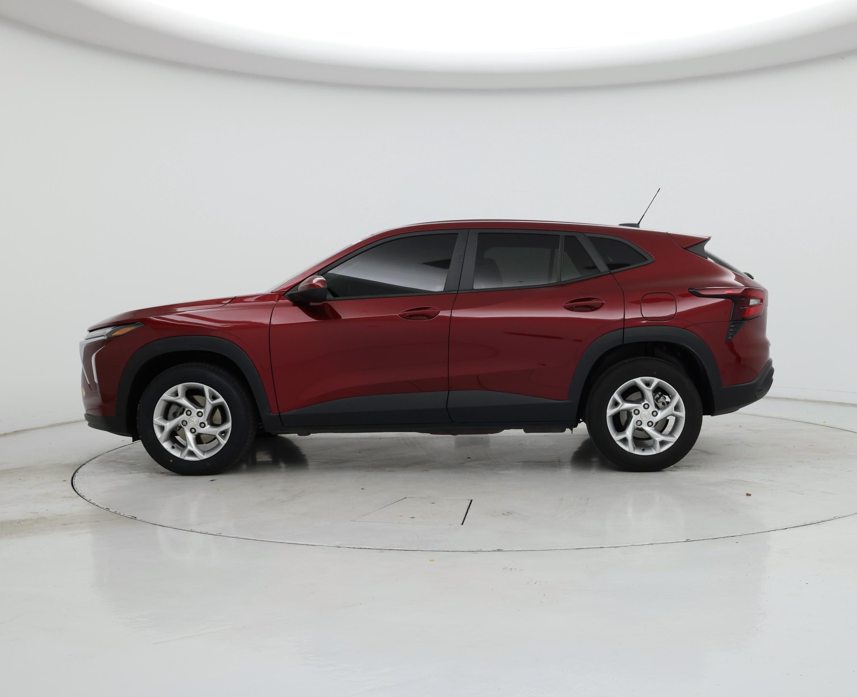 Thumbnail: 2024 Chevrolet Trax - 3