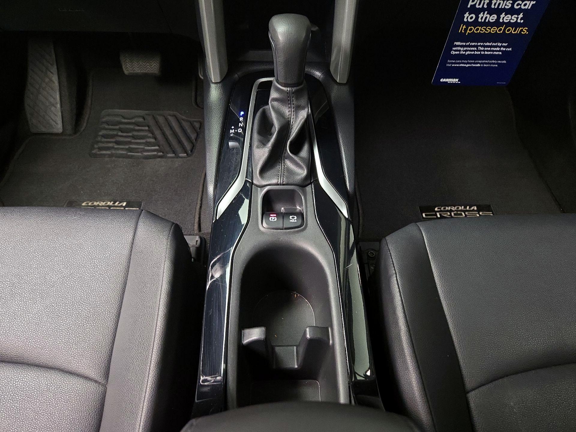 Thumbnail: 2024 Toyota Corolla Cross - 17