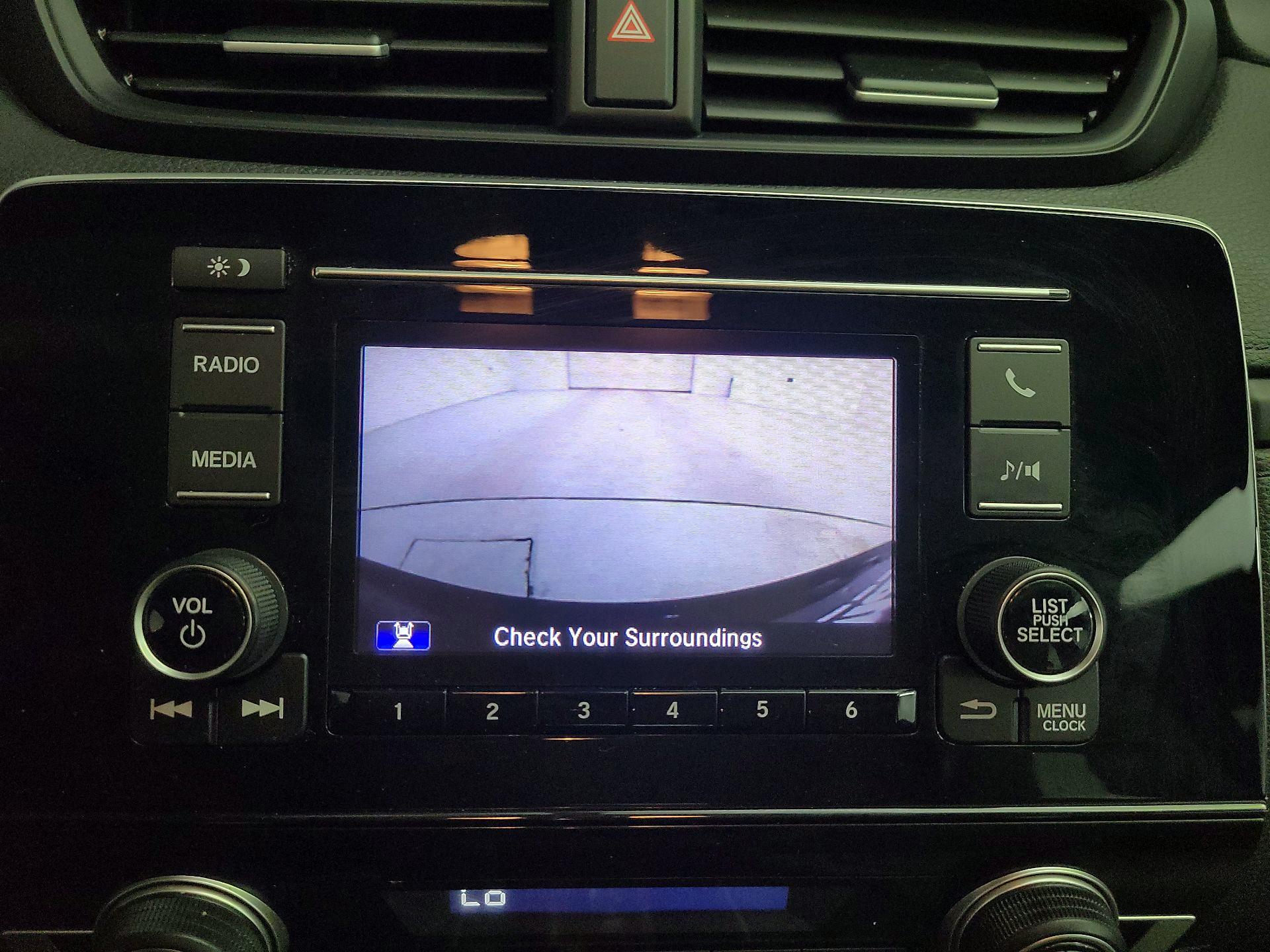 Thumbnail: 2017 Honda CR-V - 14