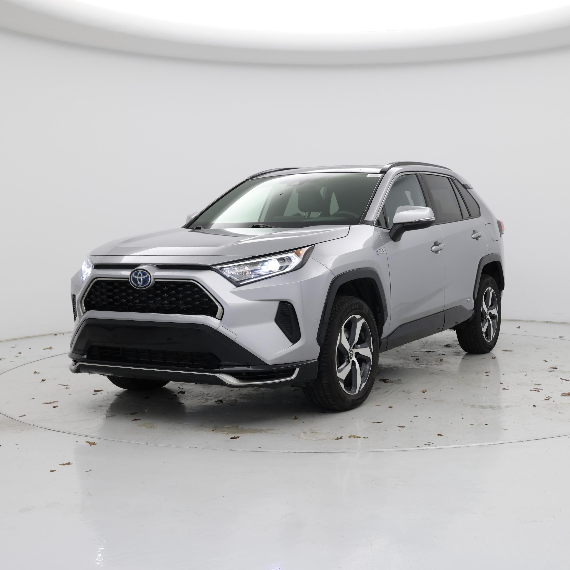 Thumbnail: 2021 Toyota RAV4 - 4