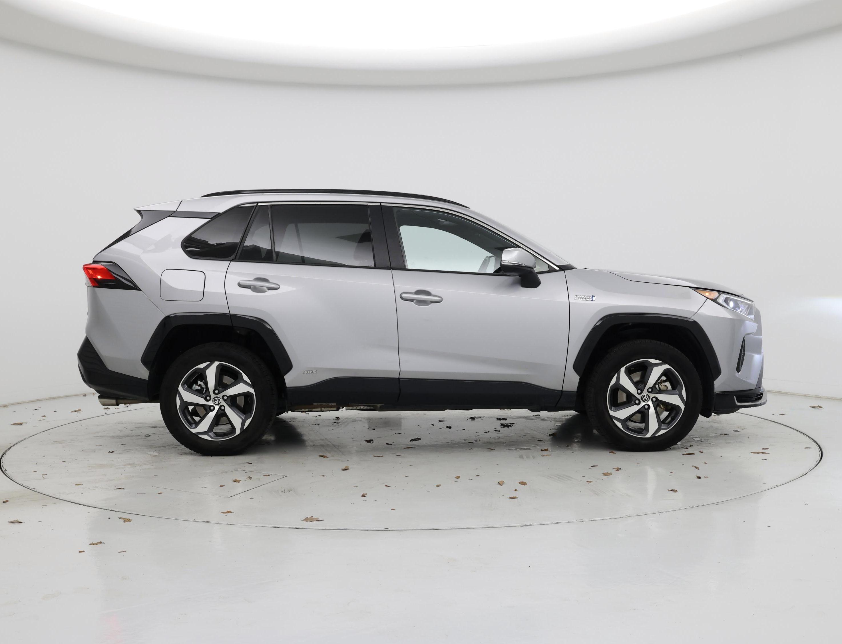 Thumbnail: 2021 Toyota RAV4 - 7