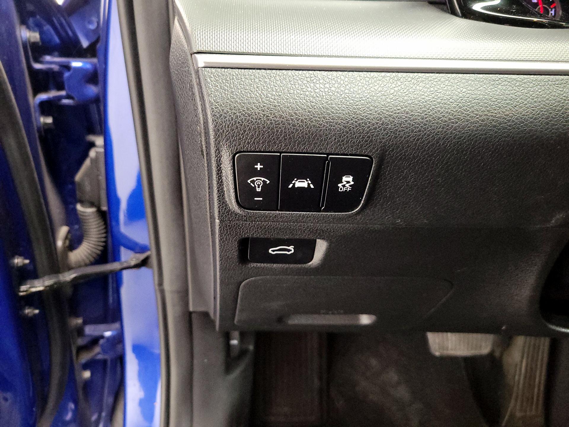 Thumbnail: 2022 Kia K5 - 13