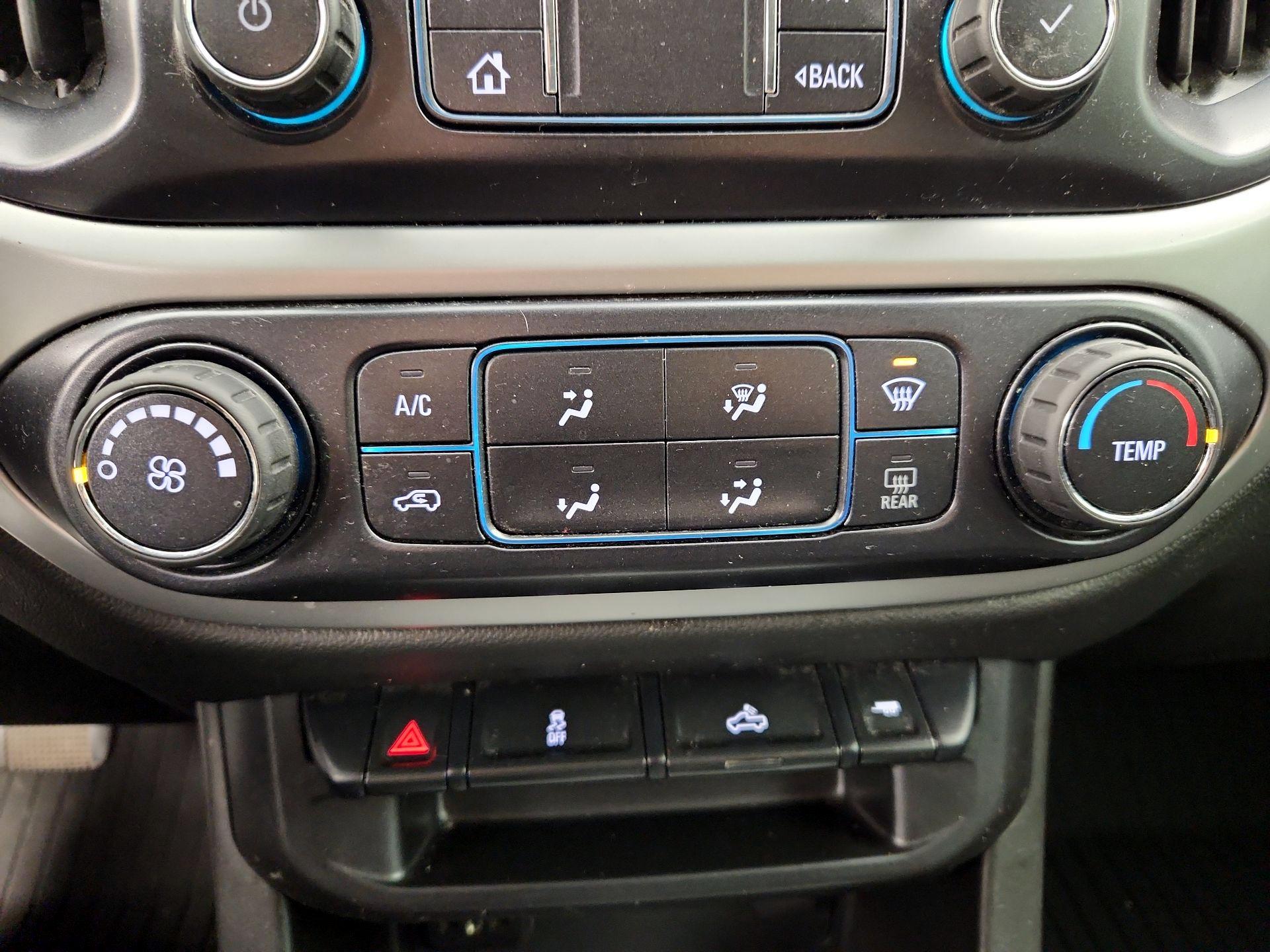 Thumbnail: 2021 Chevrolet Colorado - 16