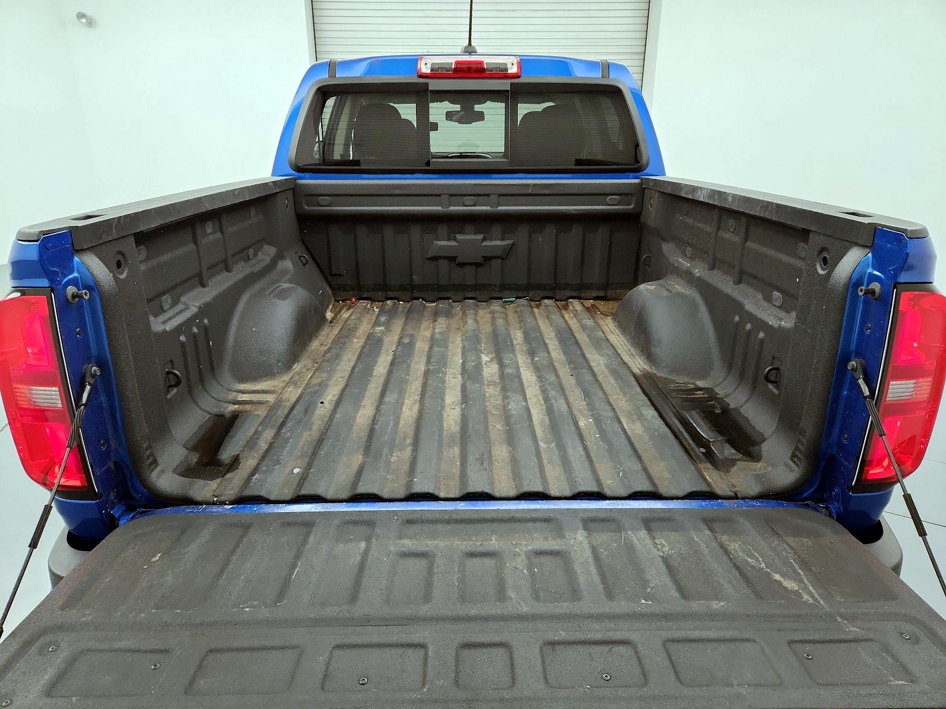 Thumbnail: 2021 Chevrolet Colorado - 20