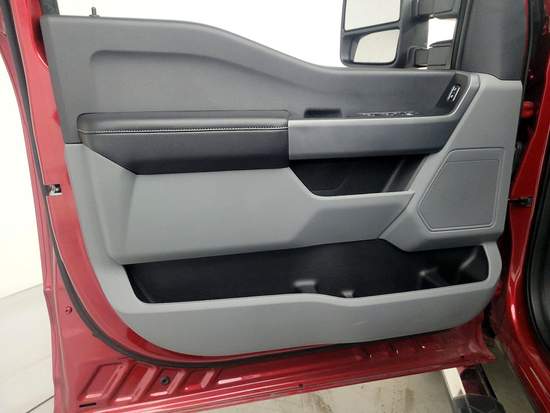 Thumbnail: 2024 Ford F-250 - 12