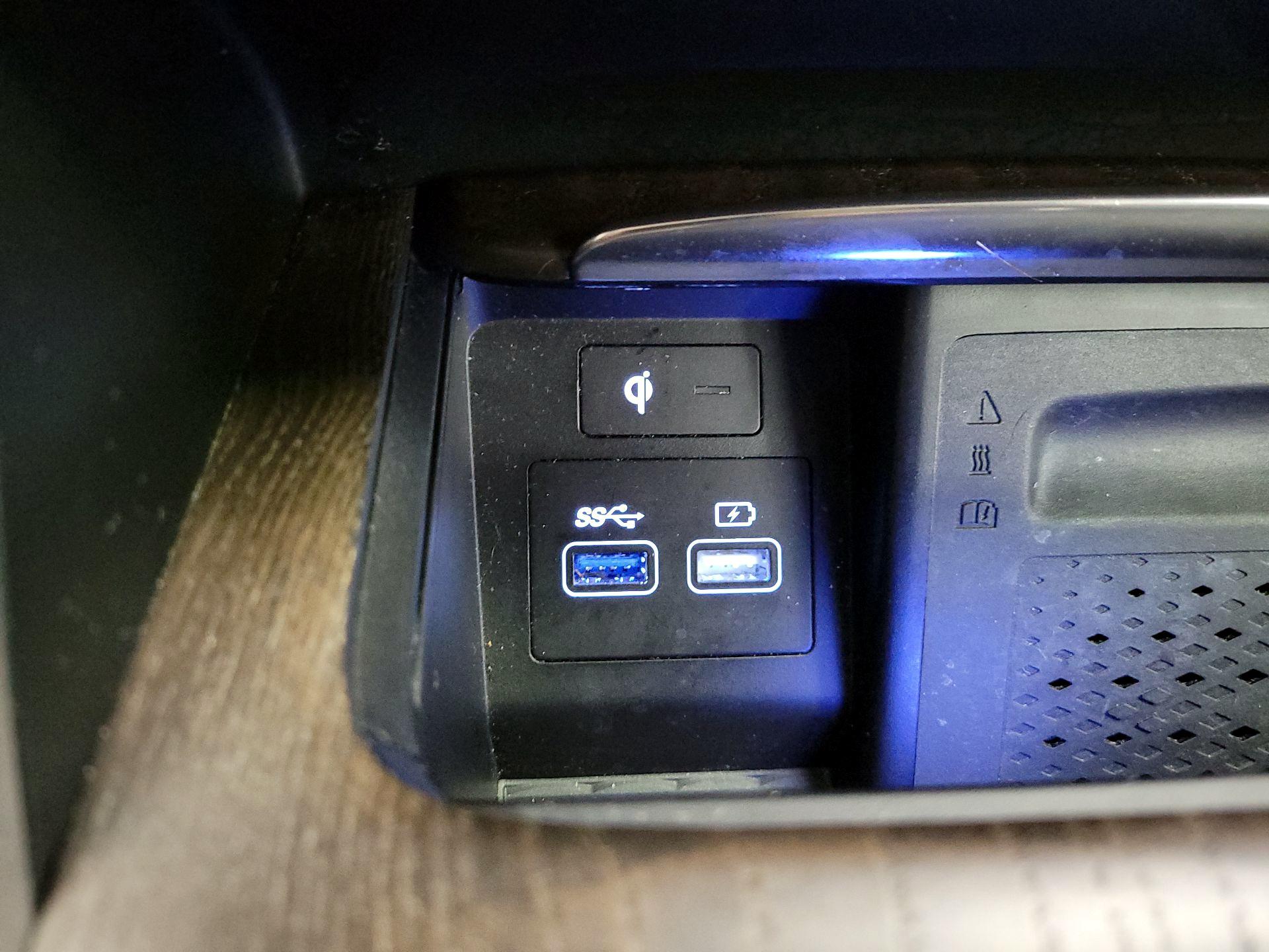 Thumbnail: 2023 Genesis GV80 - 19