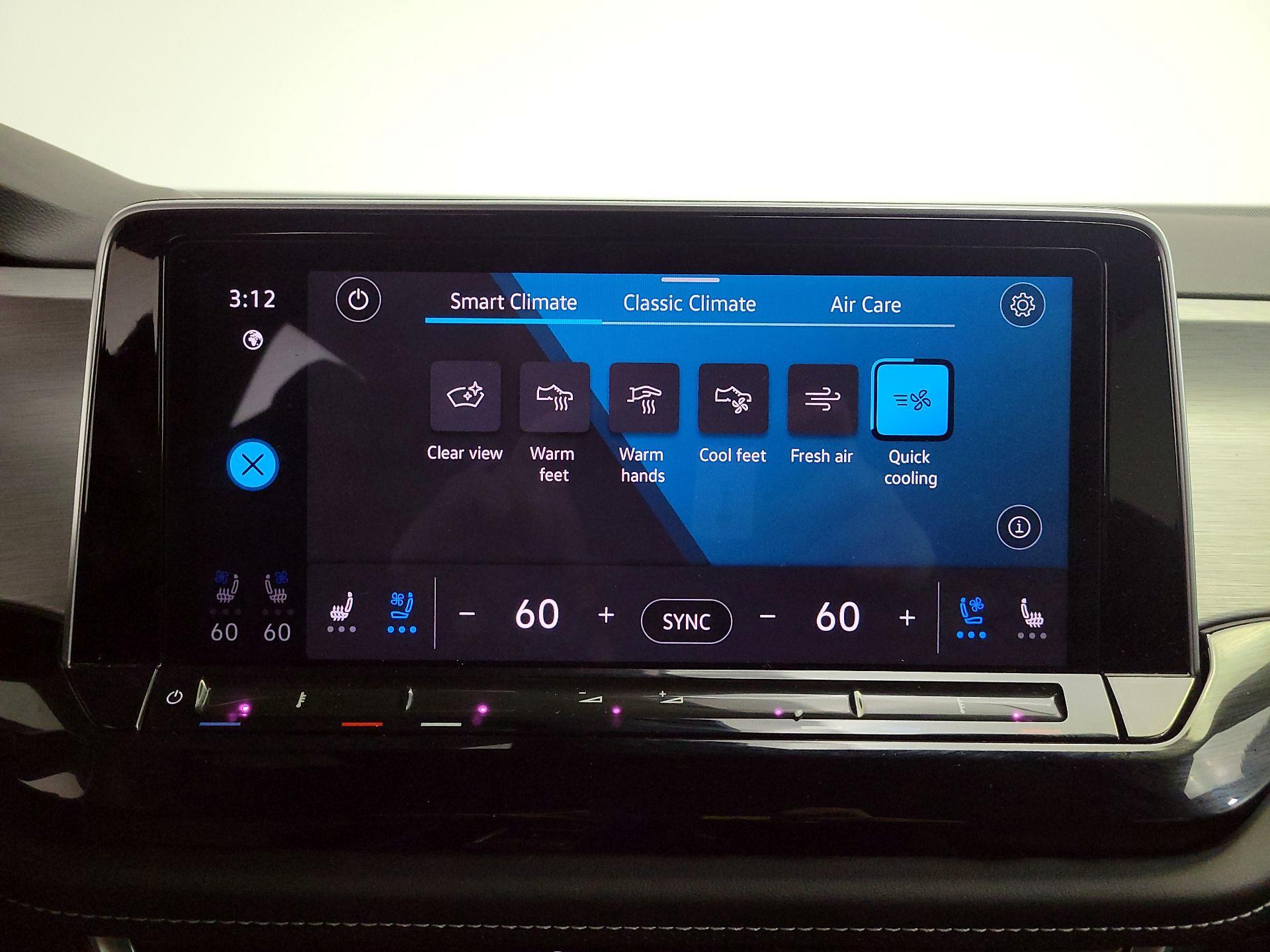 Thumbnail: 2024 Volkswagen Atlas - 16