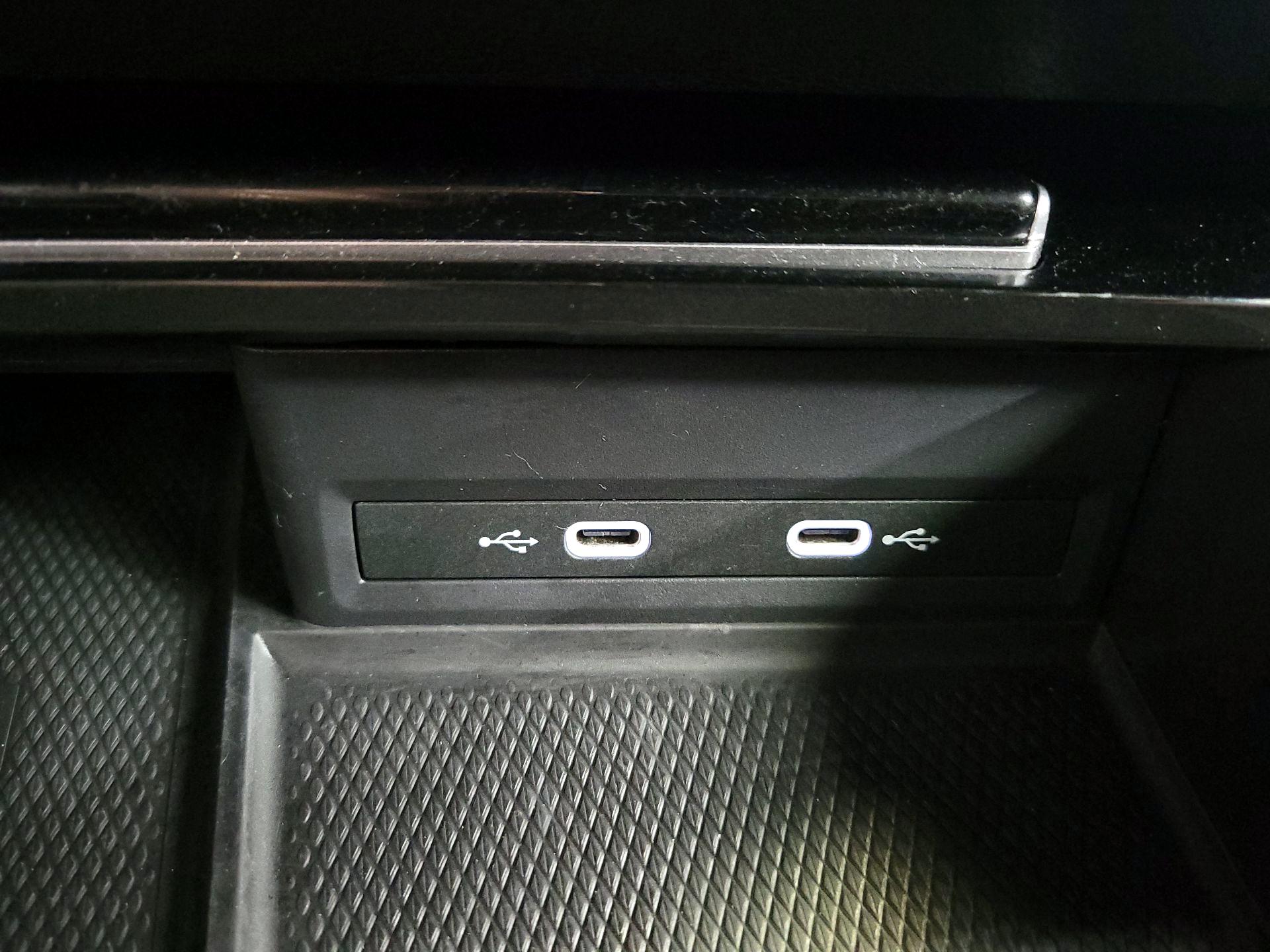 Thumbnail: 2024 Volkswagen Atlas - 18