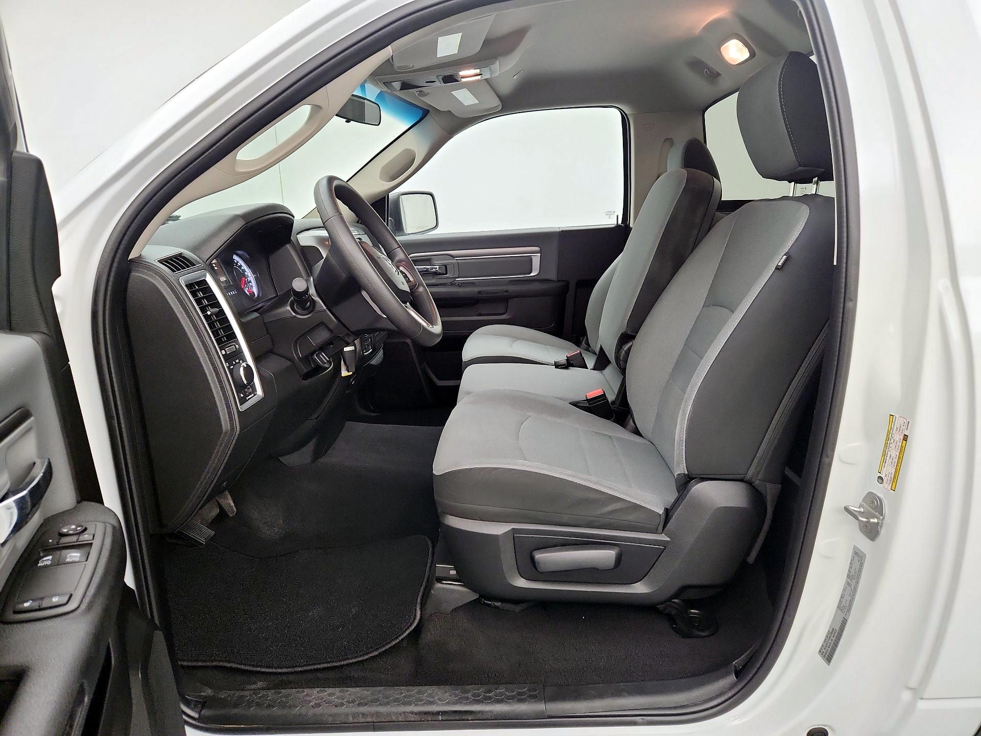 Thumbnail: 2022 RAM 1500 Classic - 11