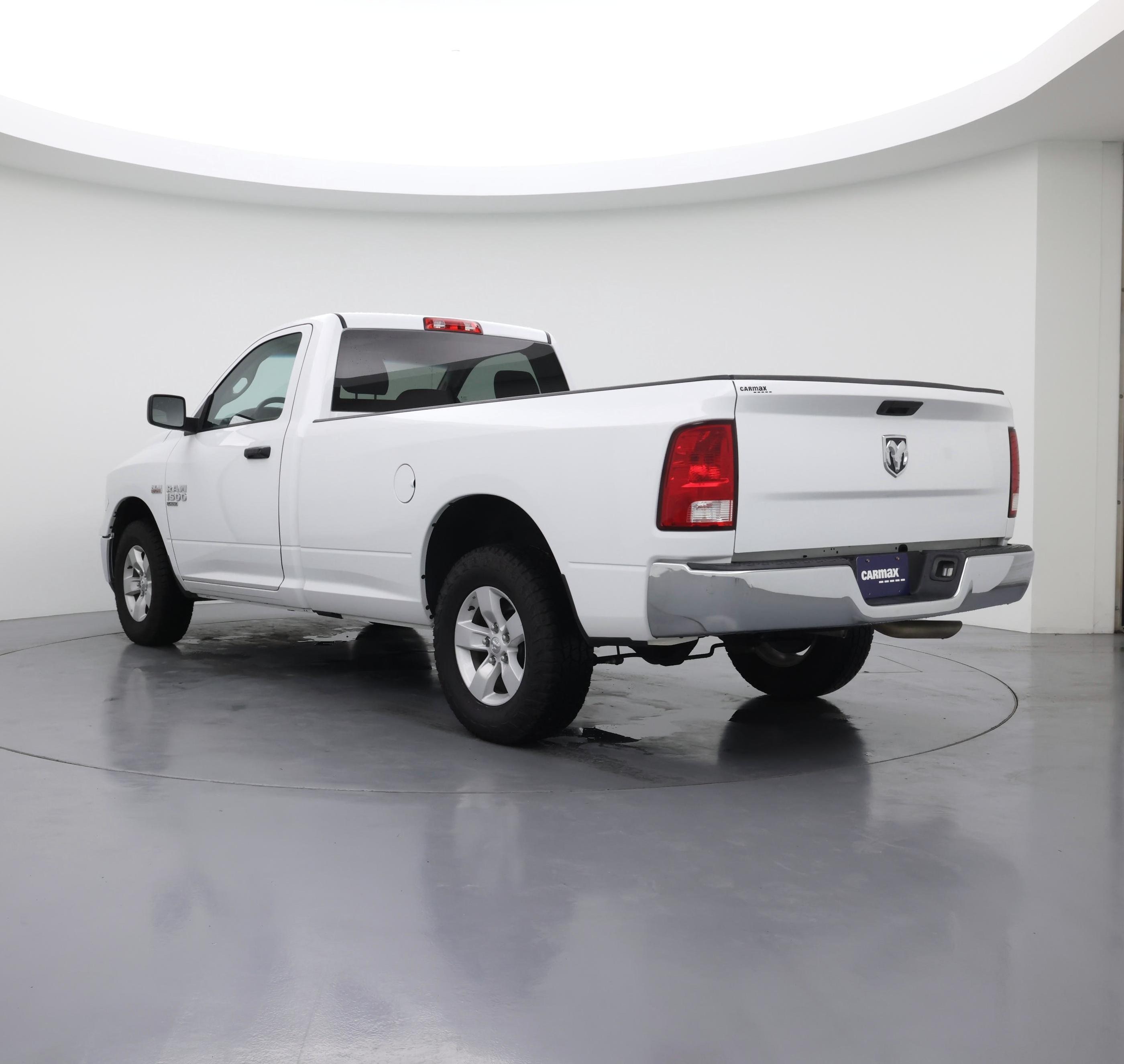 Thumbnail: 2022 RAM 1500 Classic - 2