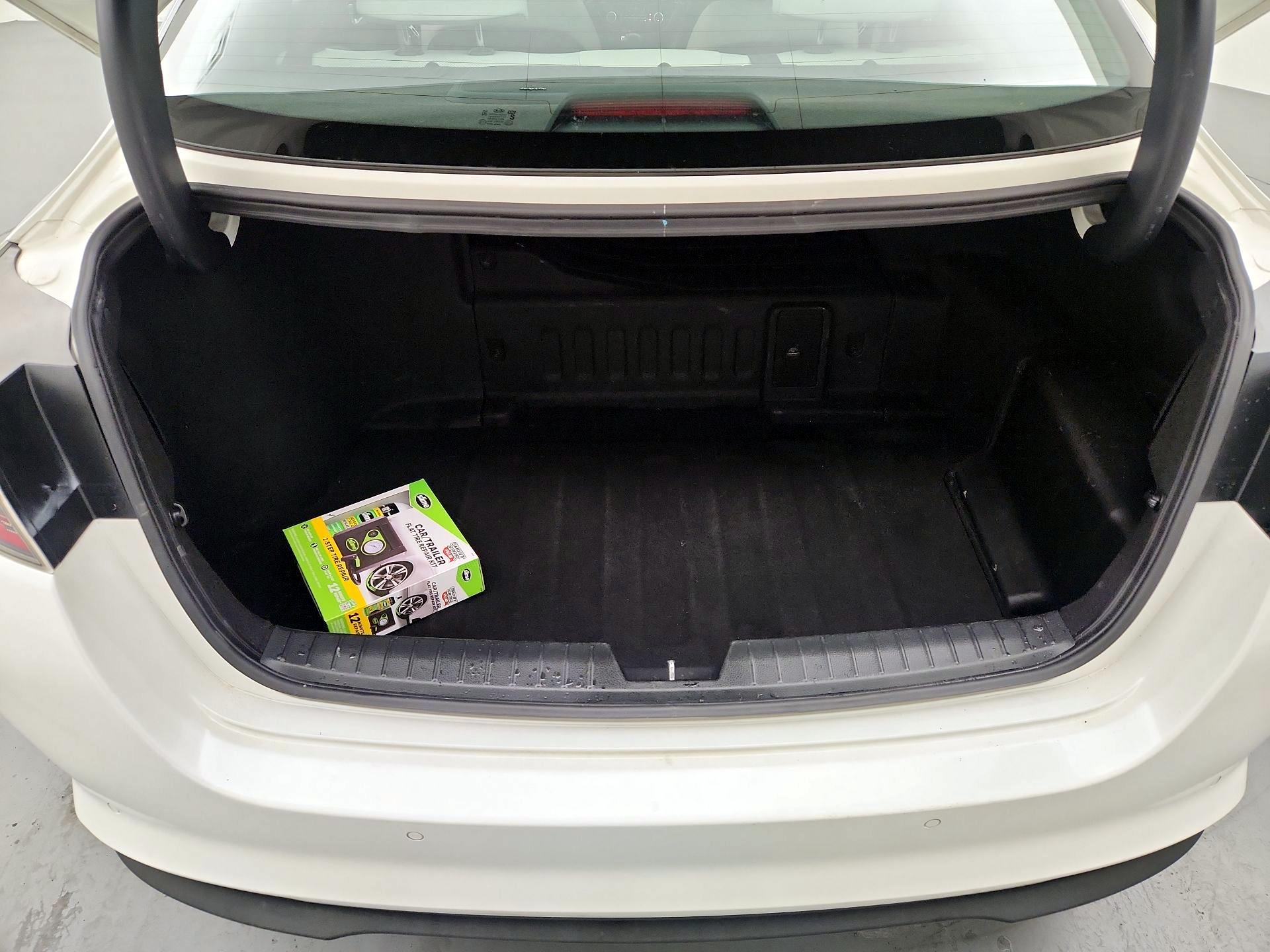 Thumbnail: 2016 Kia Optima - 20