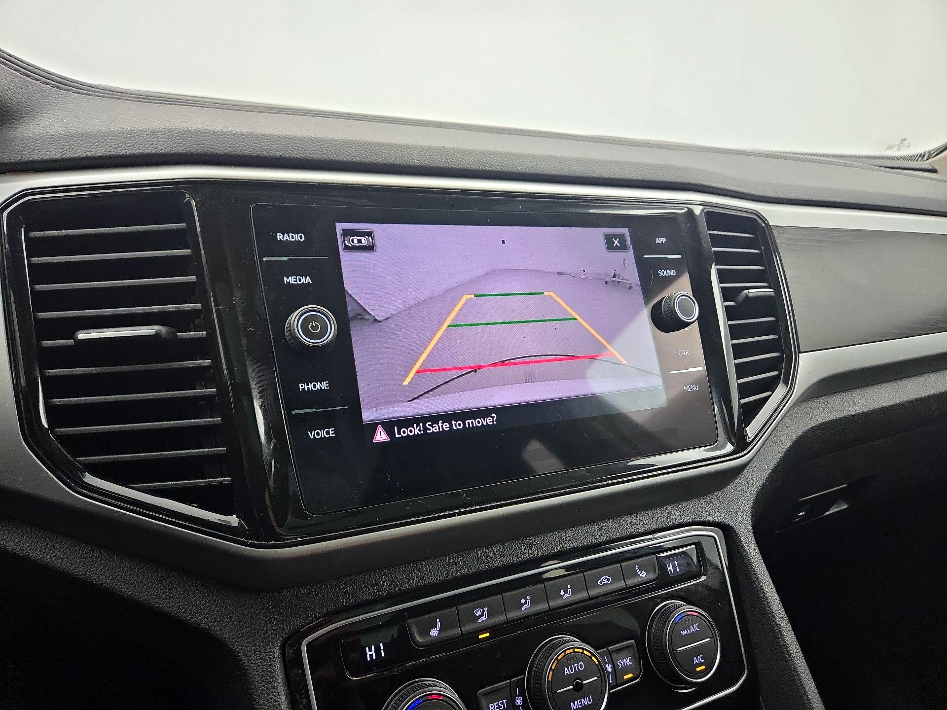 Thumbnail: 2023 Volkswagen Atlas - 14