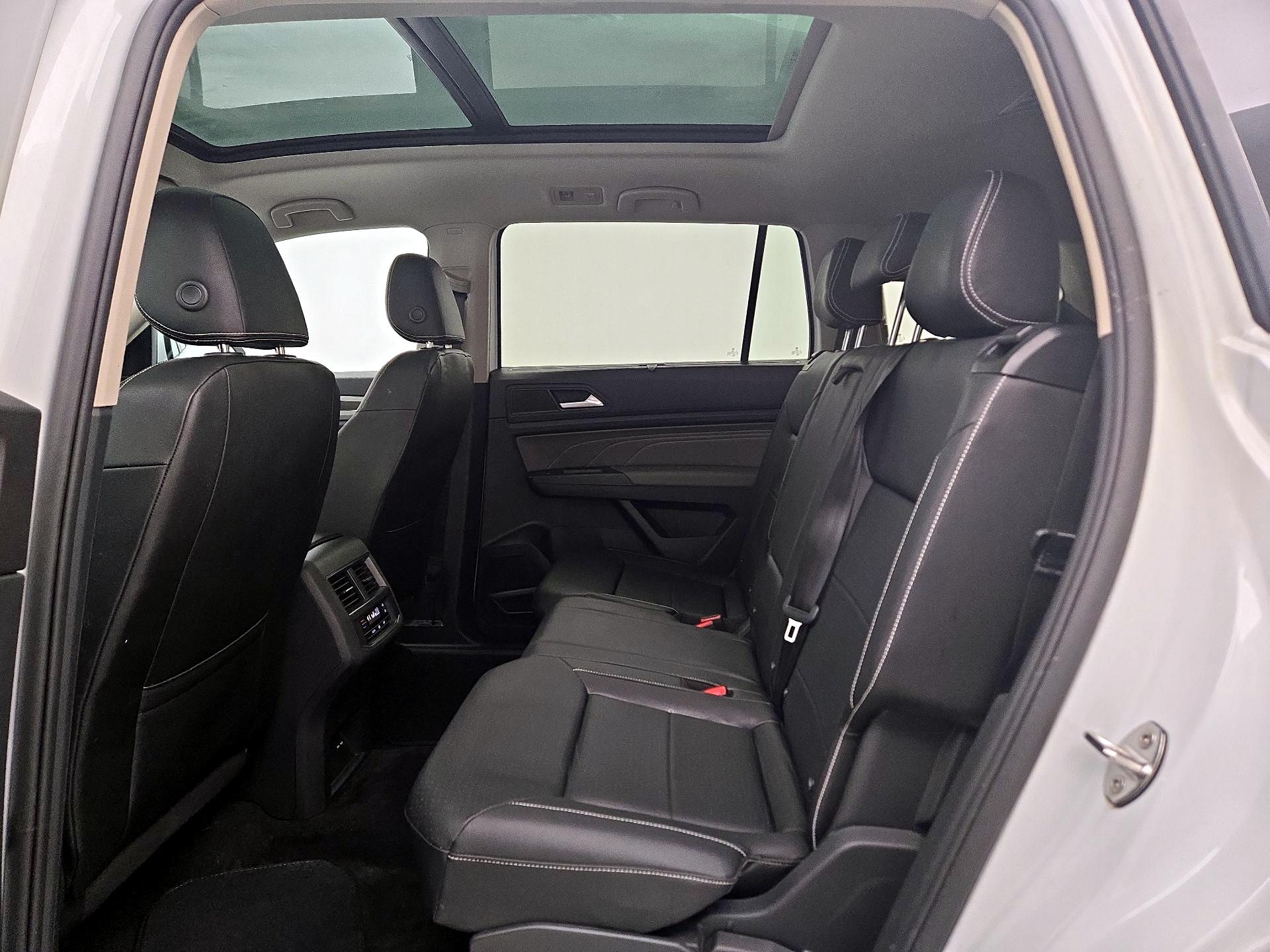 Thumbnail: 2023 Volkswagen Atlas - 20