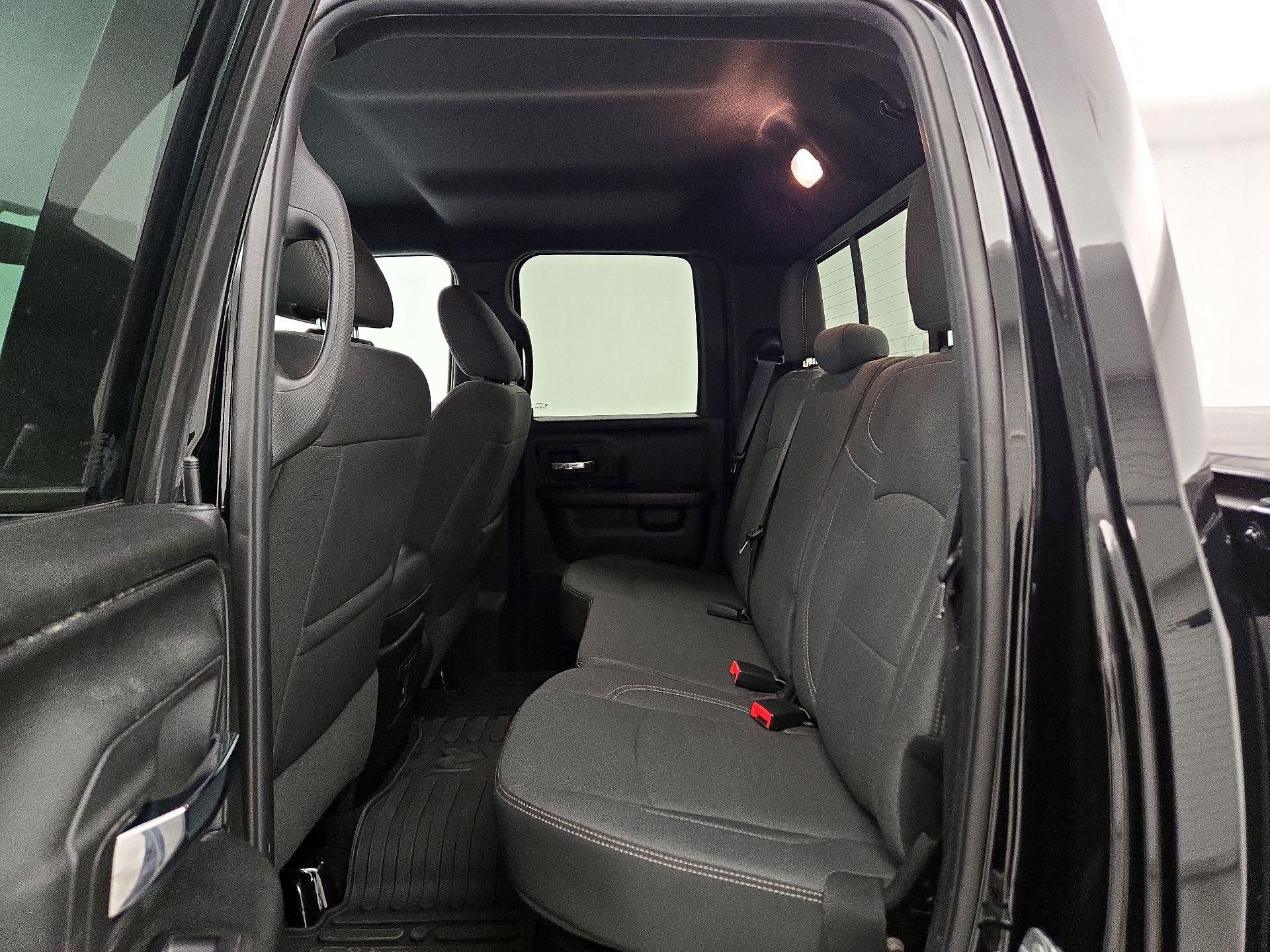 Thumbnail: 2022 RAM 1500 Classic - 18