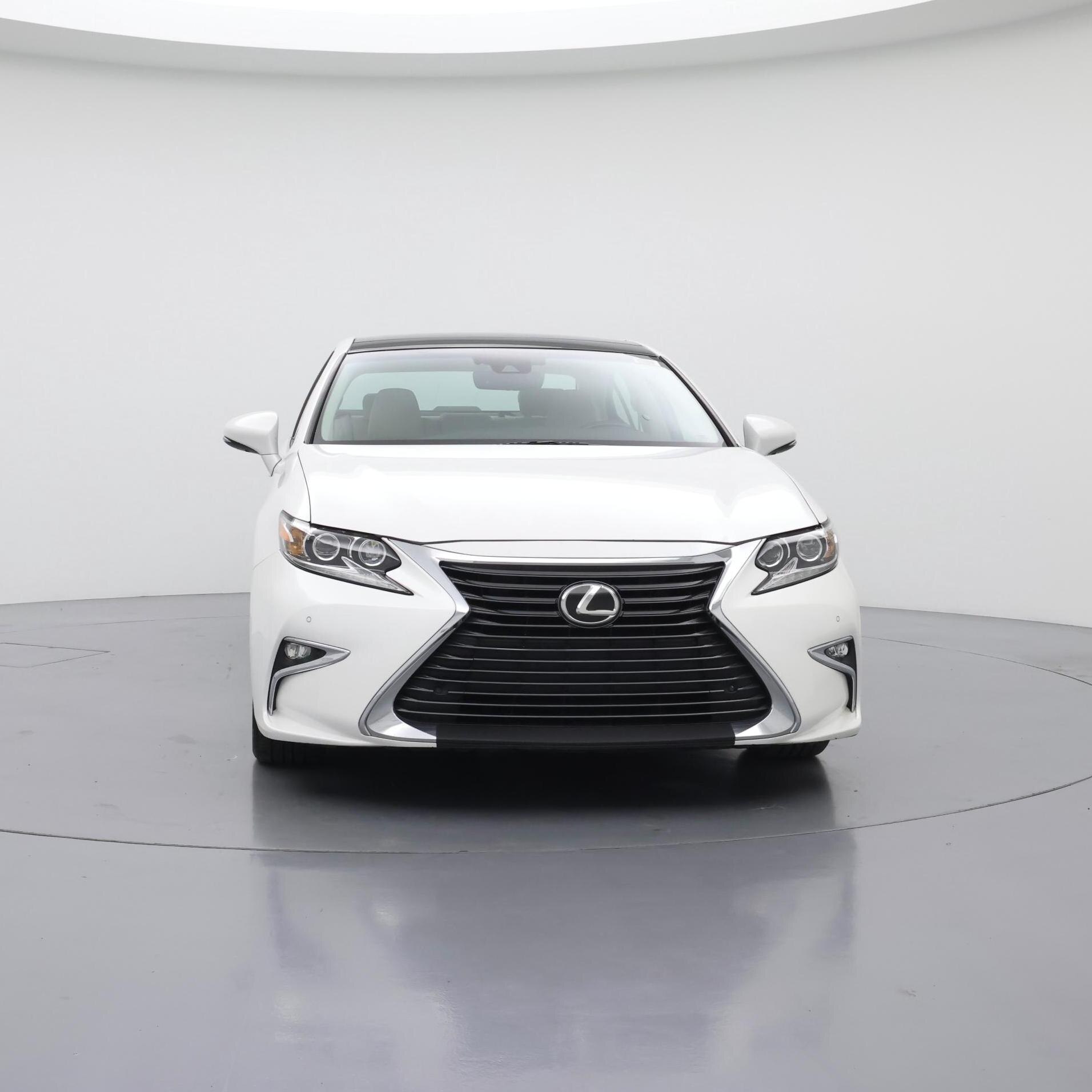 Thumbnail: 2016 Lexus ES - 5