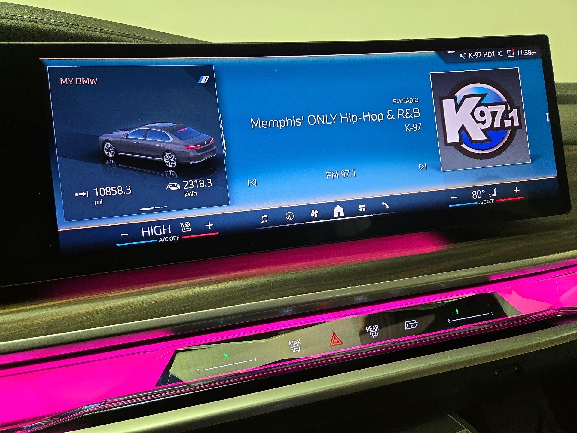 Thumbnail: 2024 BMW i7 - 16