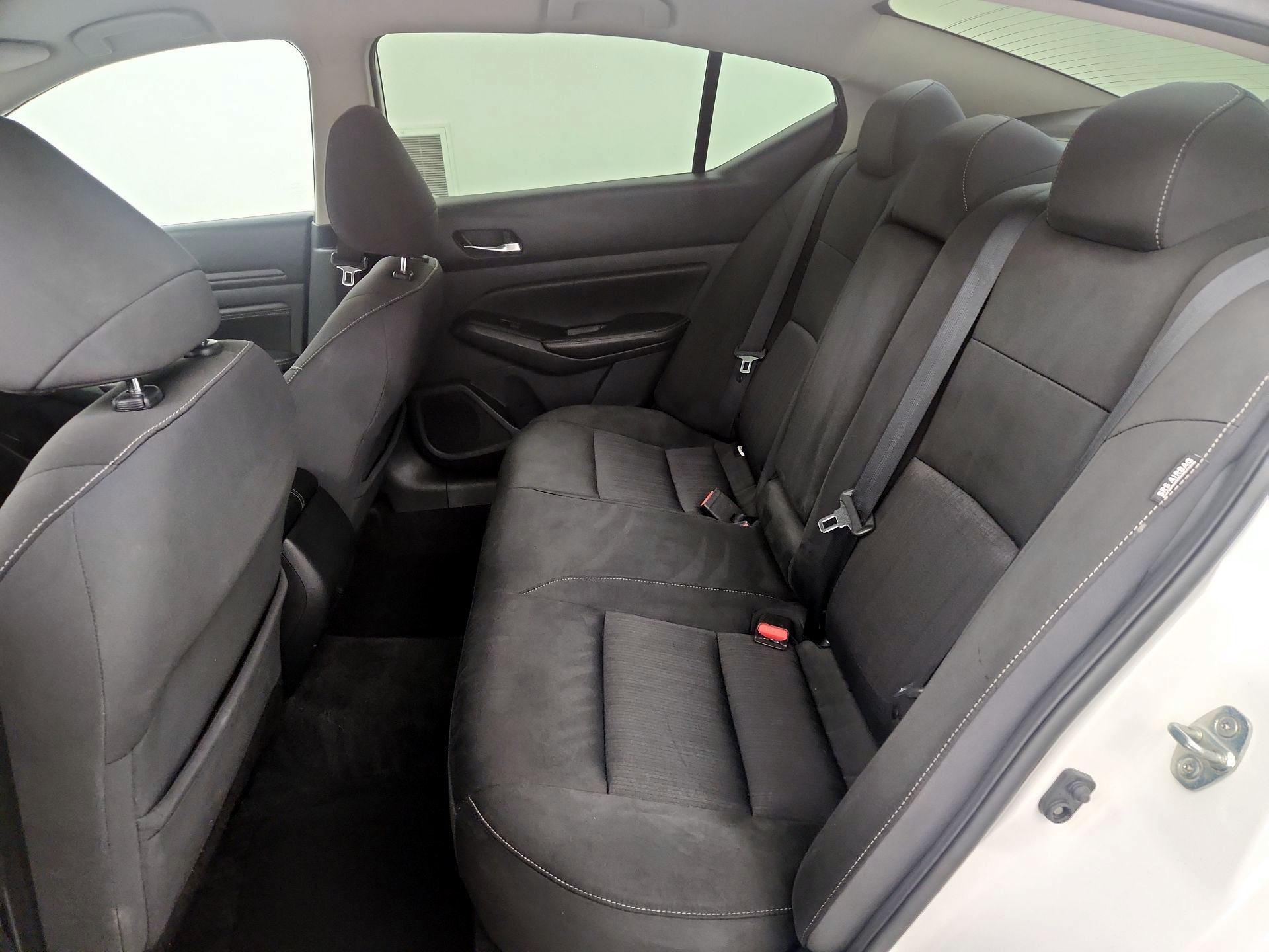 Thumbnail: 2019 Nissan Altima - 19