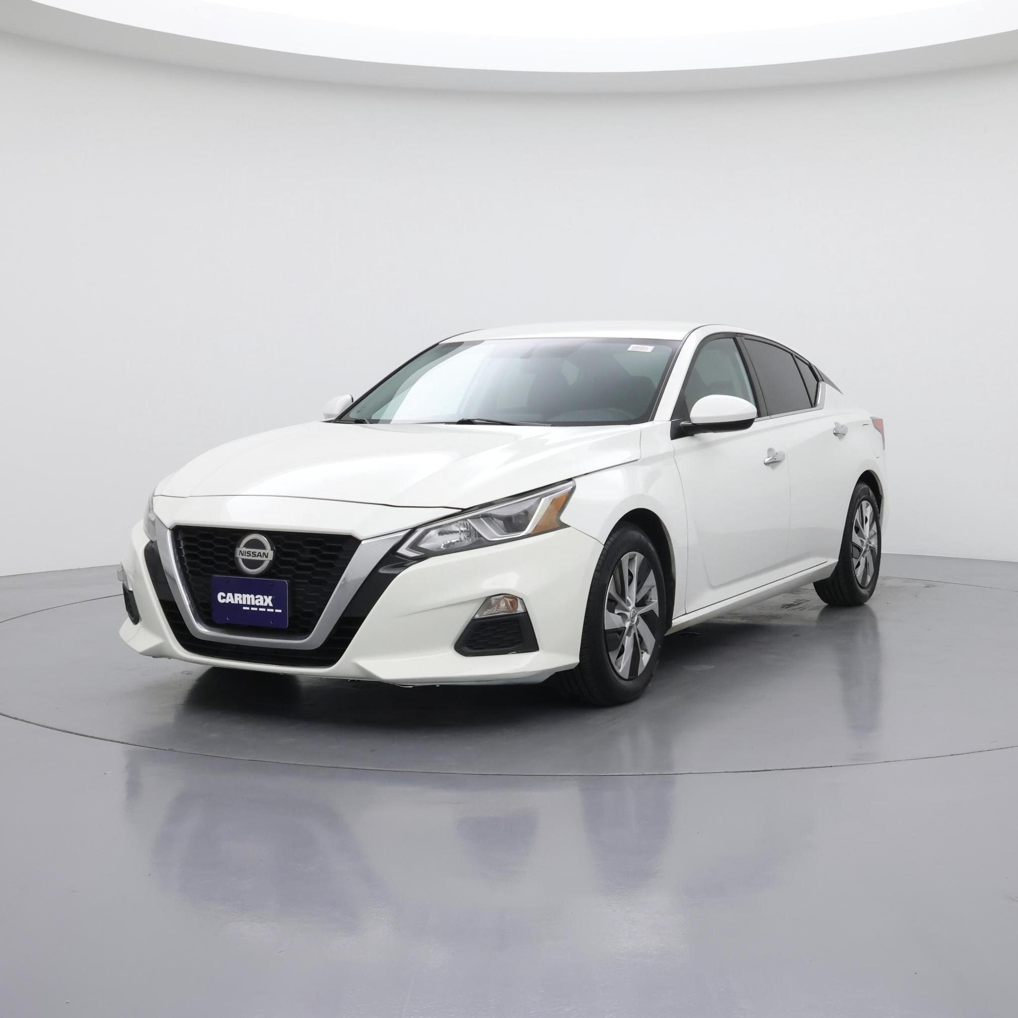 Thumbnail: 2019 Nissan Altima - 4