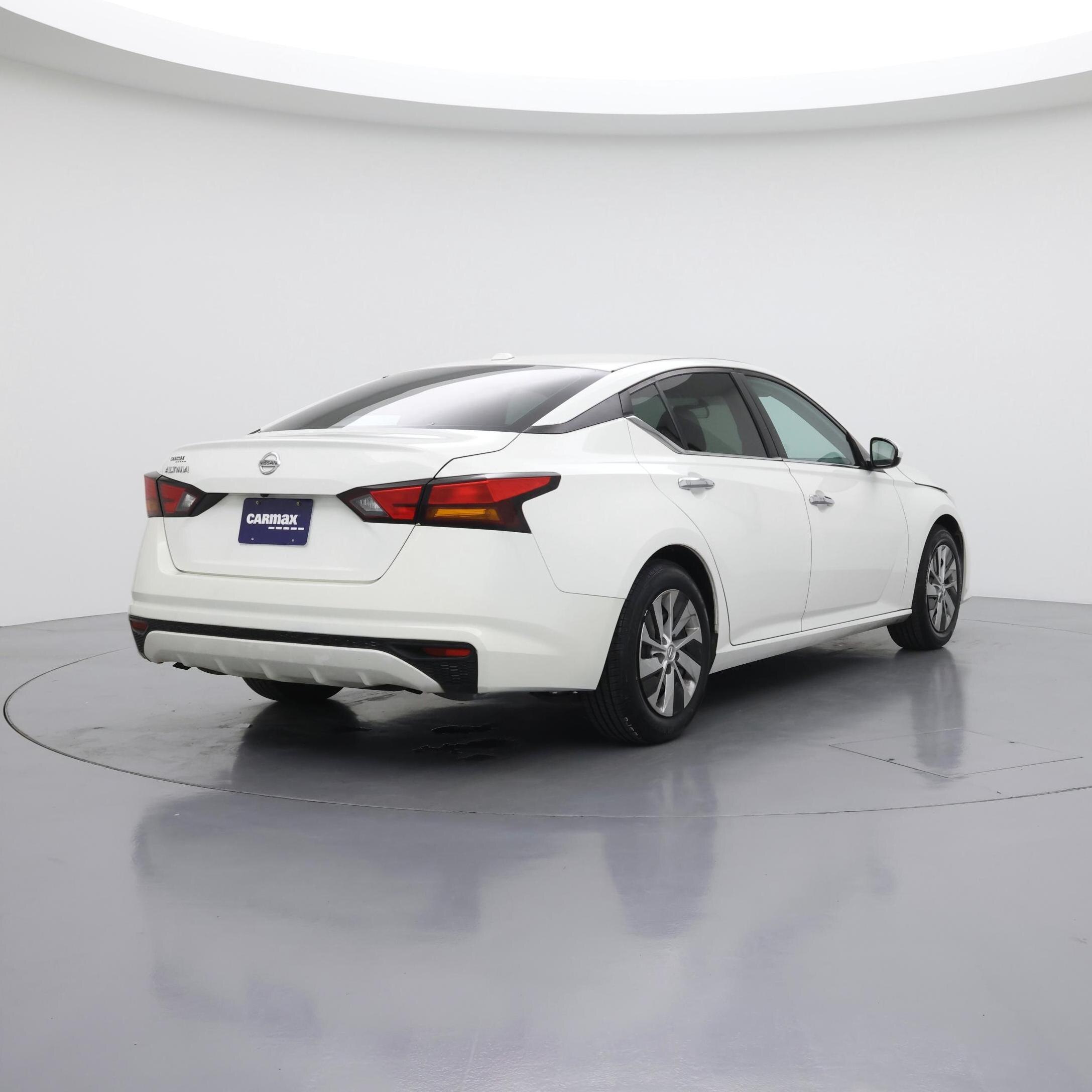 Thumbnail: 2019 Nissan Altima - 8