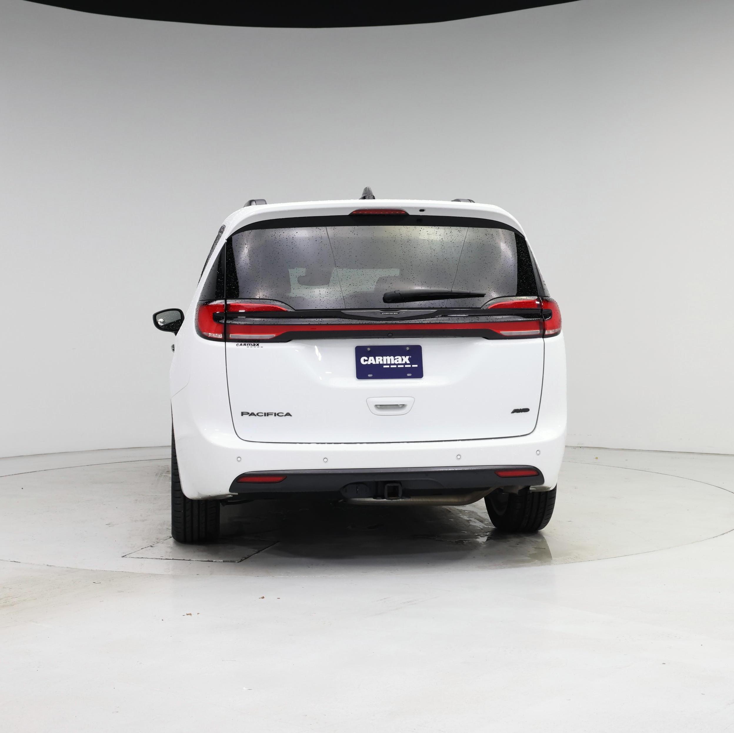 Thumbnail: 2023 Chrysler Pacifica - 6