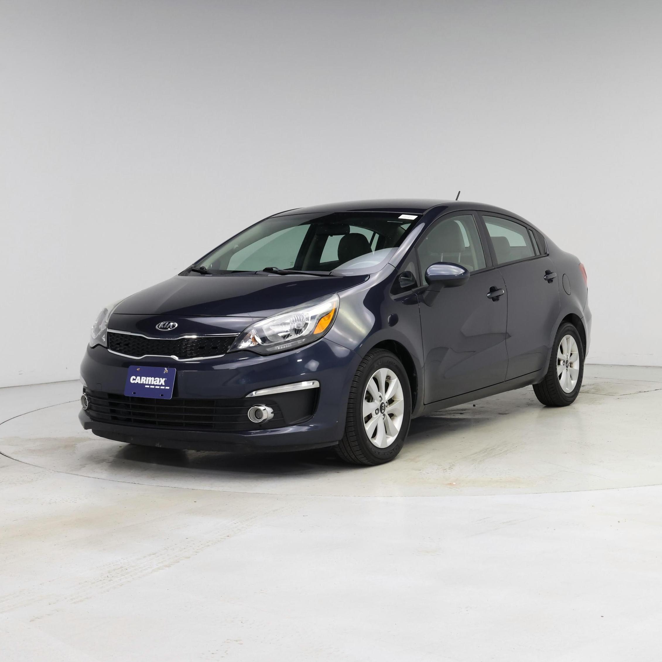 Thumbnail: 2016 Kia Rio - 4