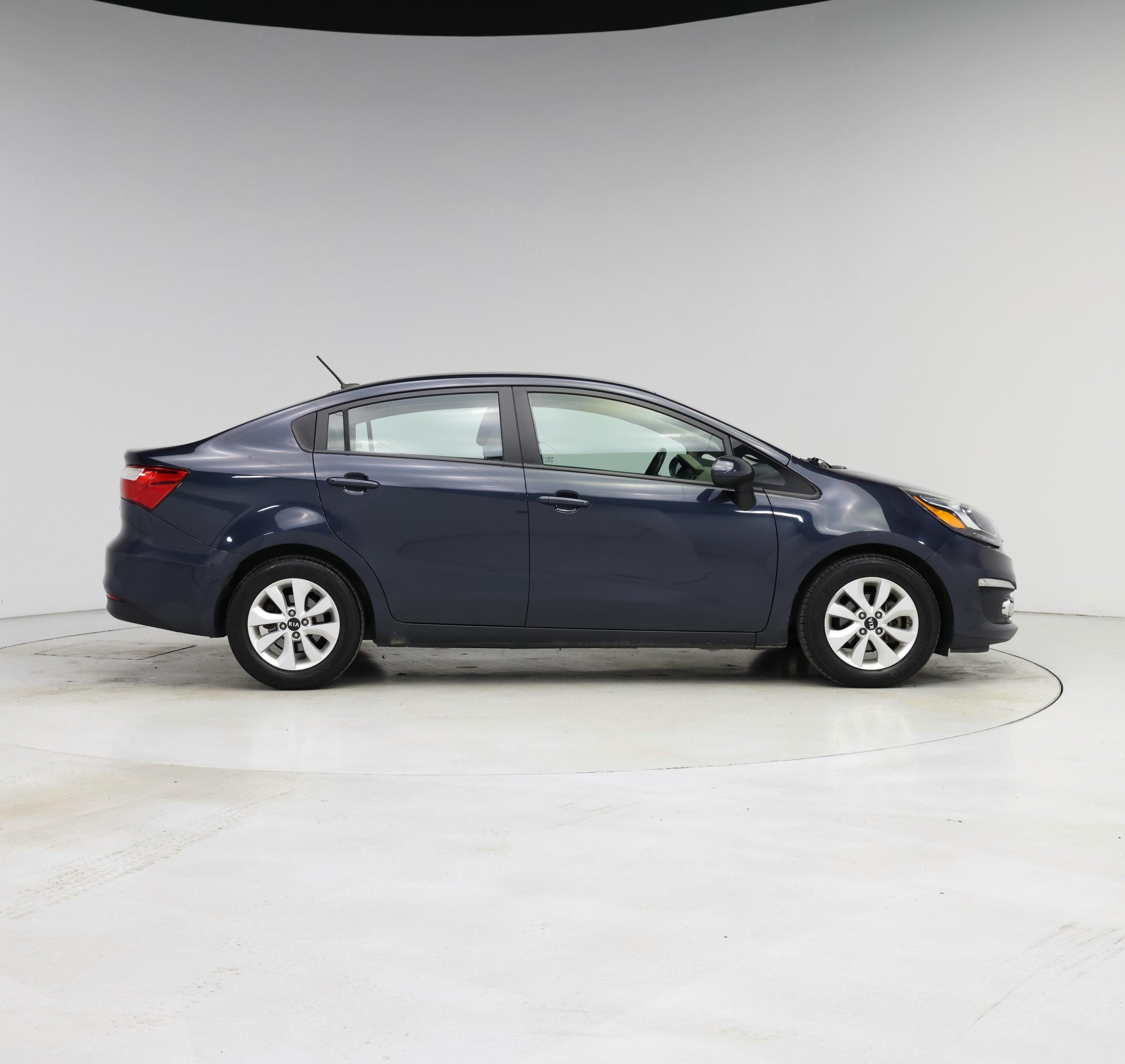 Thumbnail: 2016 Kia Rio - 7