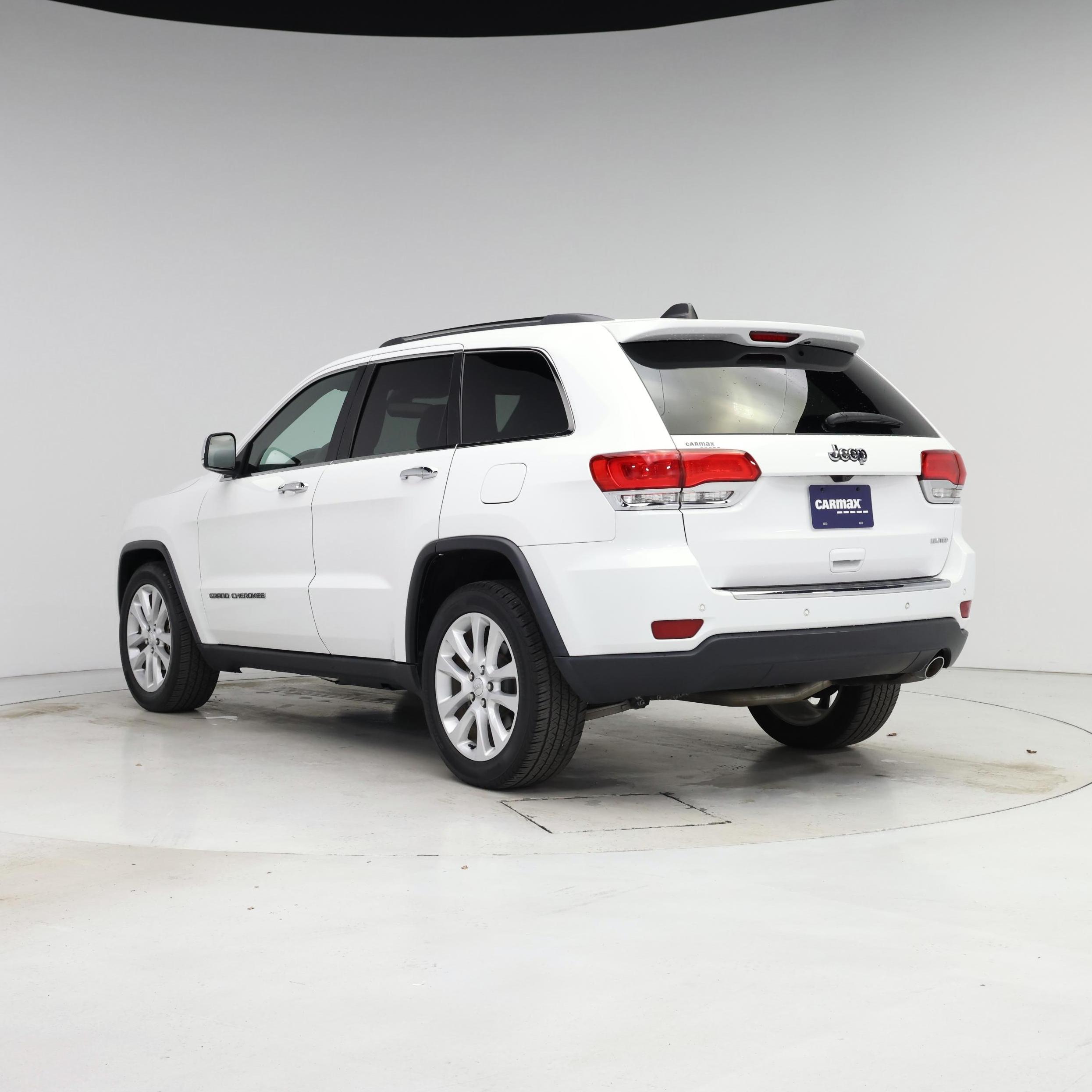 Thumbnail: 2017 Jeep Grand Cherokee - 2