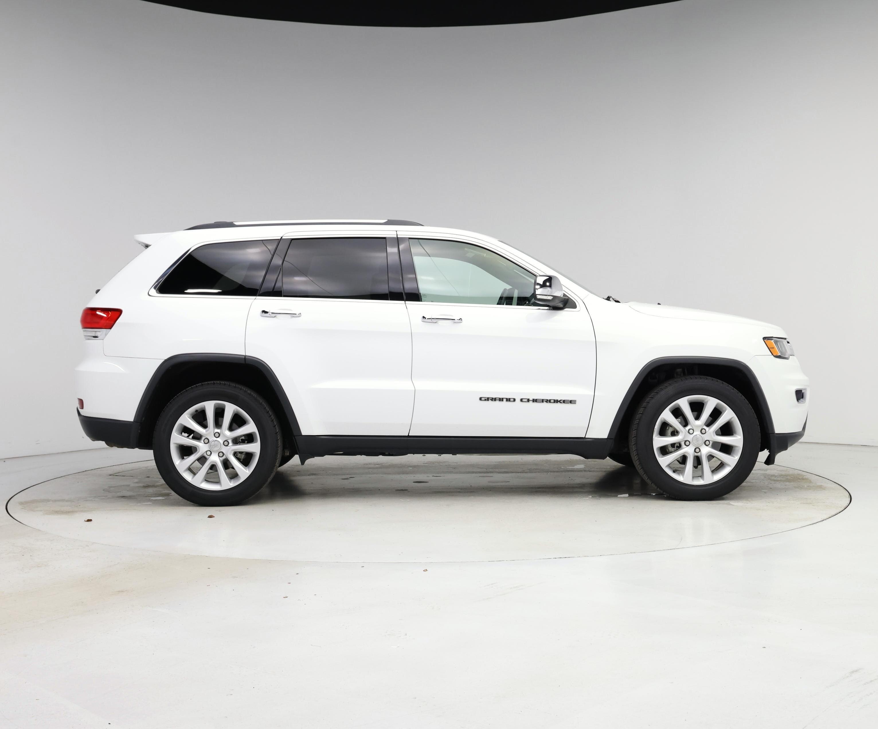 Thumbnail: 2017 Jeep Grand Cherokee - 7