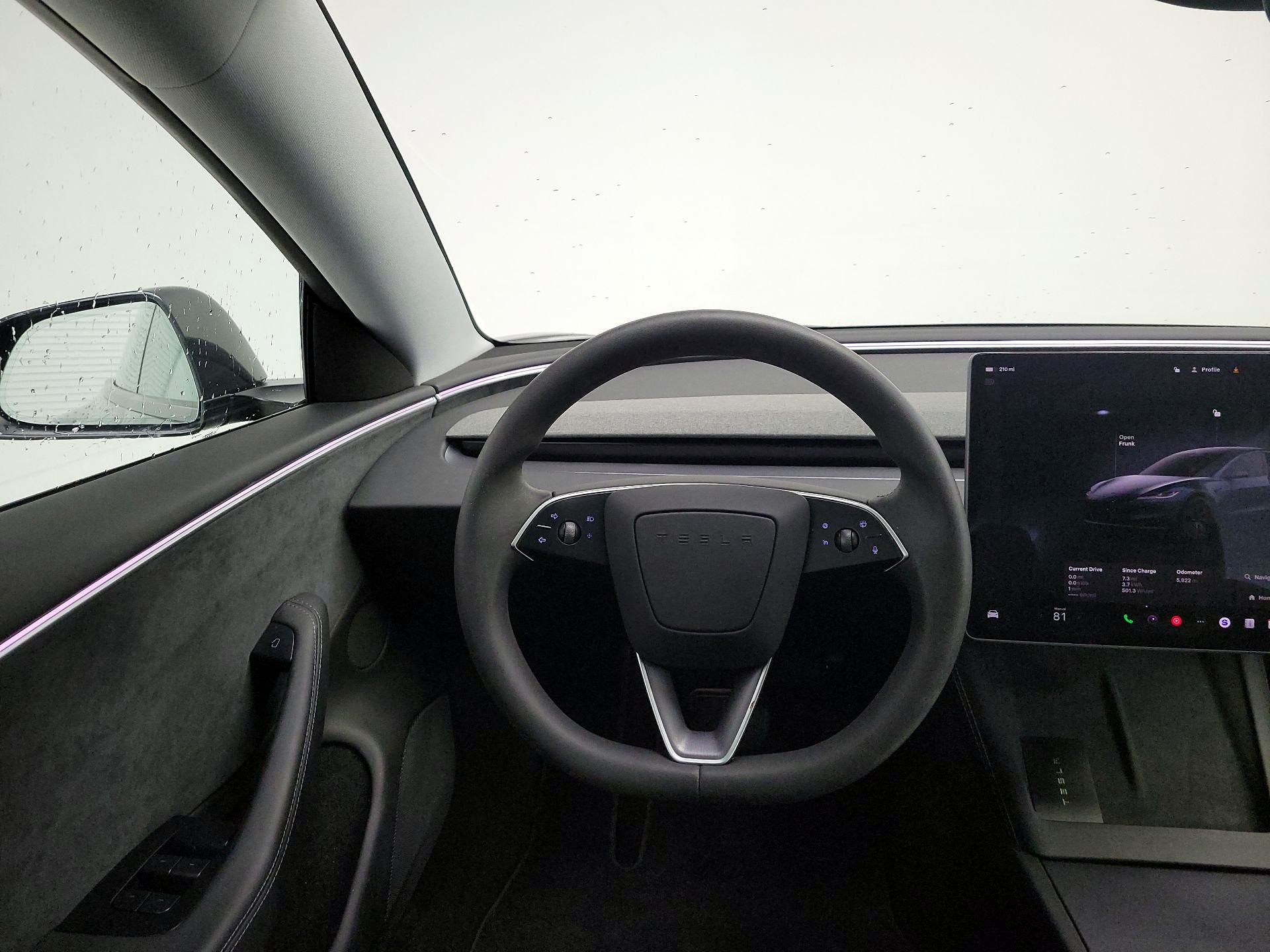 Thumbnail: 2024 Tesla Model 3 - 10