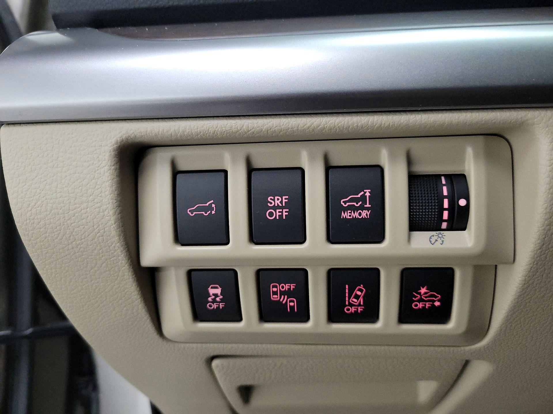 Thumbnail: 2016 Subaru Outback - 13