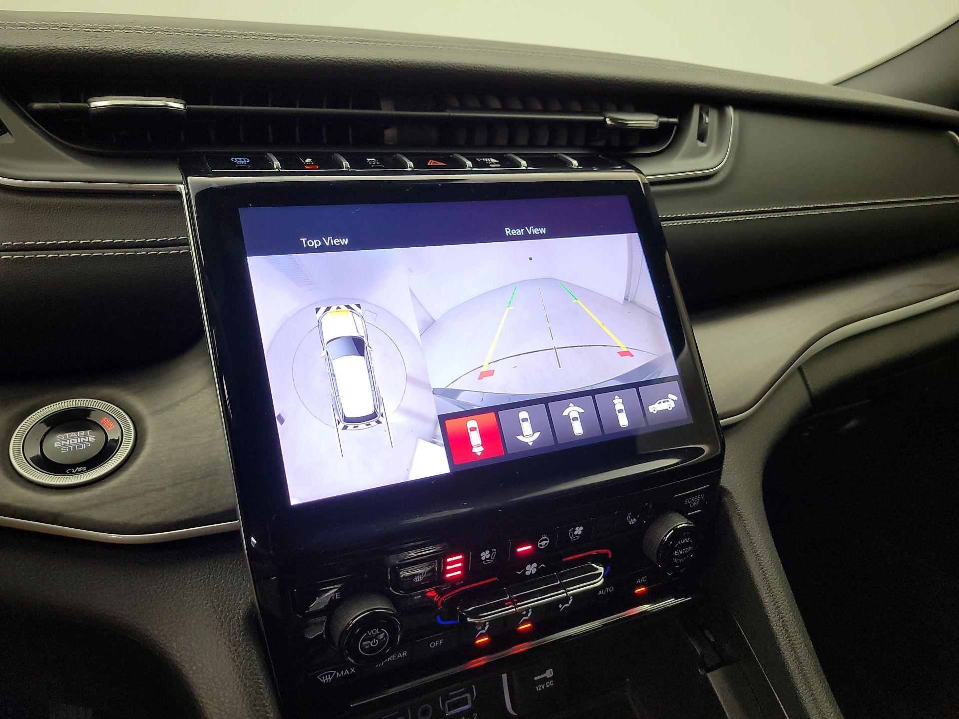 Thumbnail: 2024 Jeep Grand Cherokee - 15