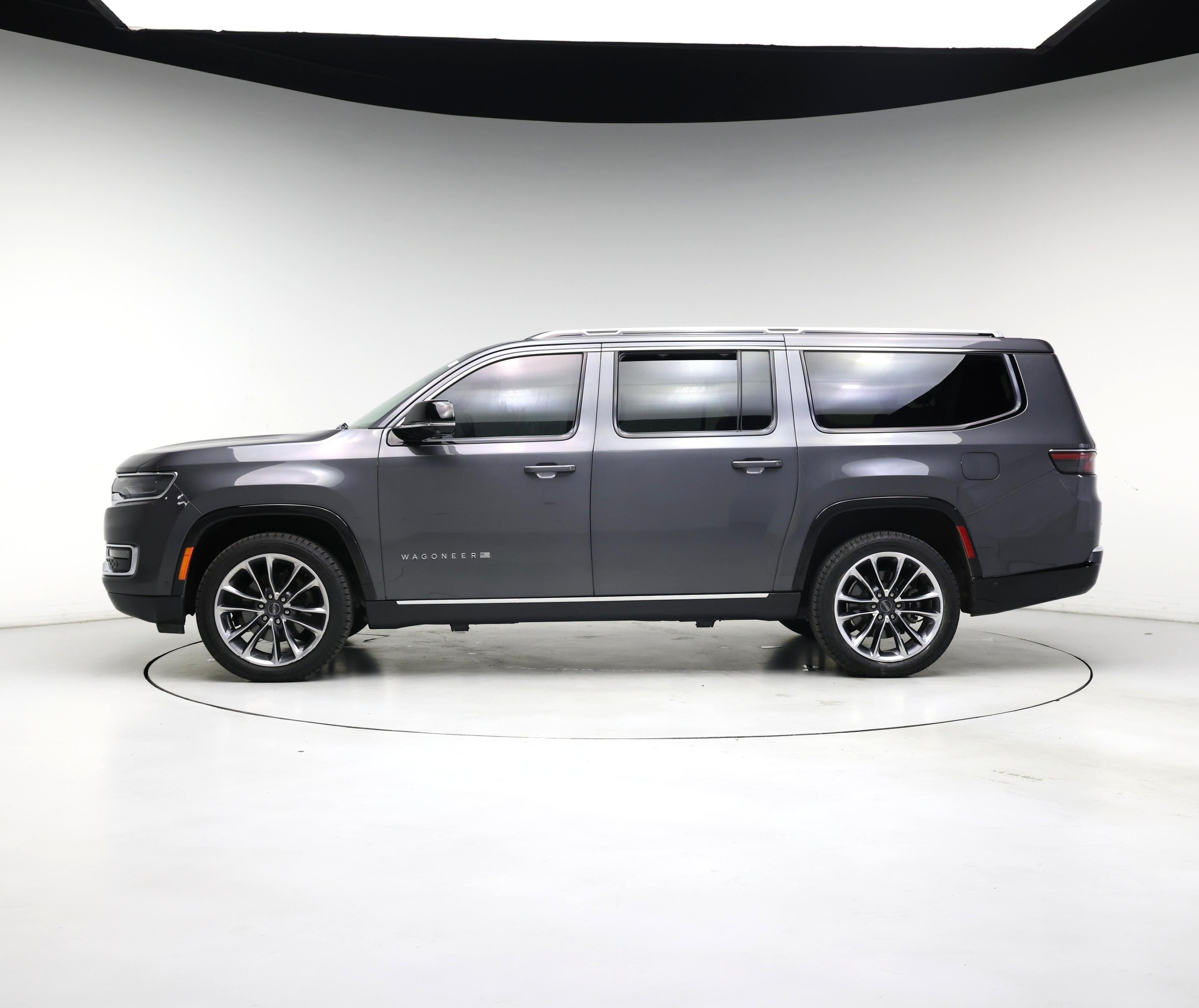 Thumbnail: 2023 Jeep Wagoneer - 3