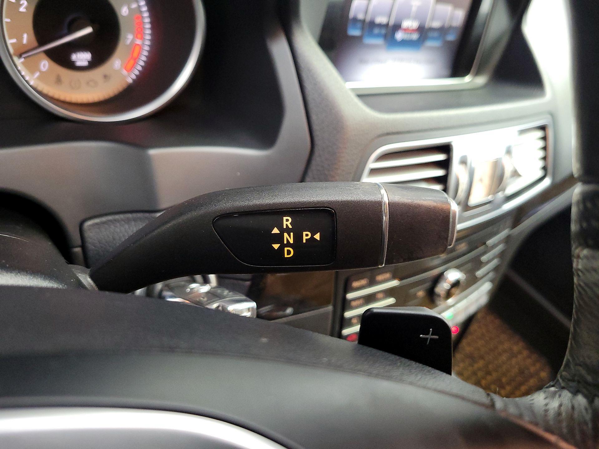 Thumbnail: 2017 Mercedes-Benz E-Class - 18