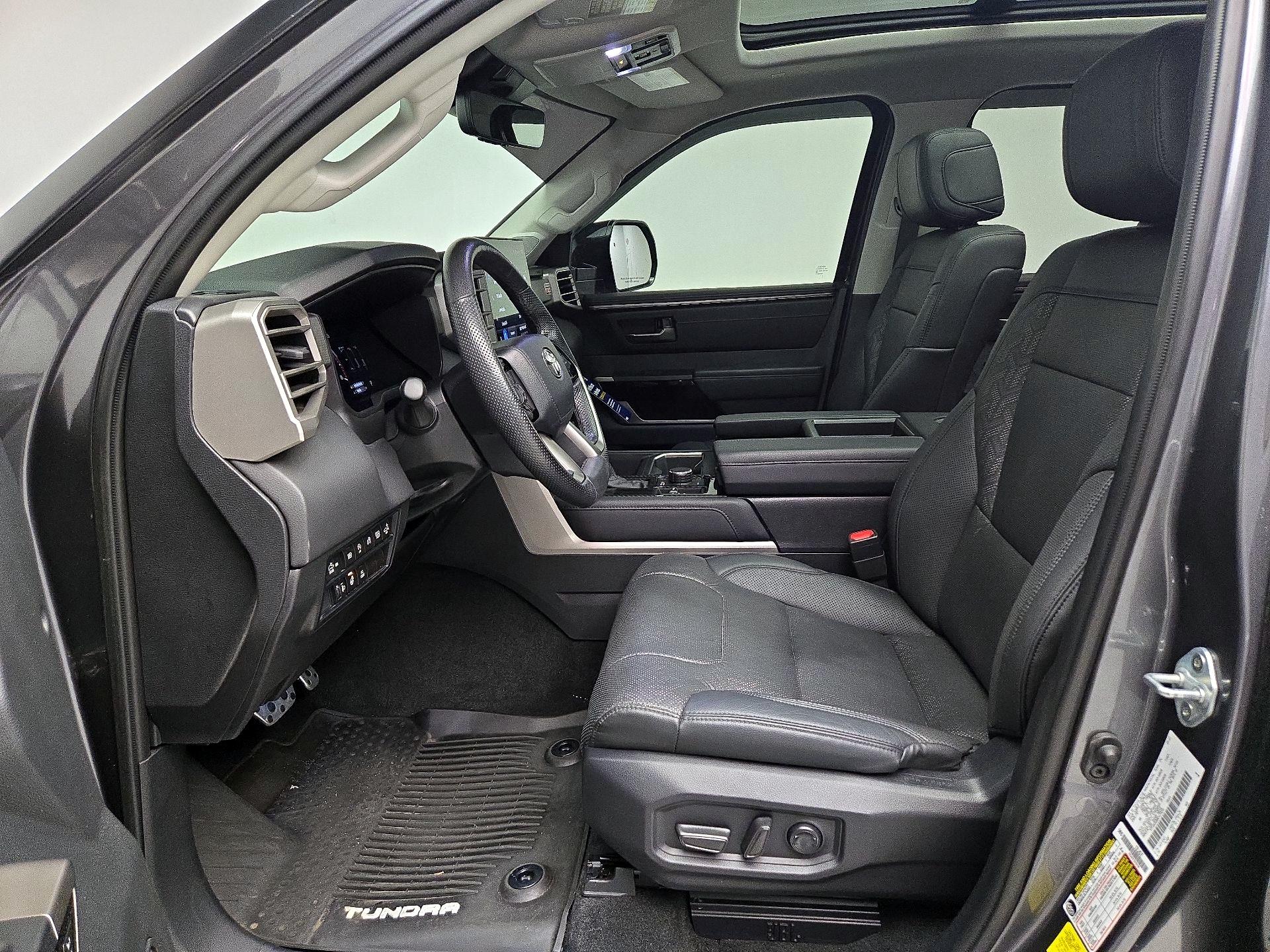 Thumbnail: 2024 Toyota Tundra - 11