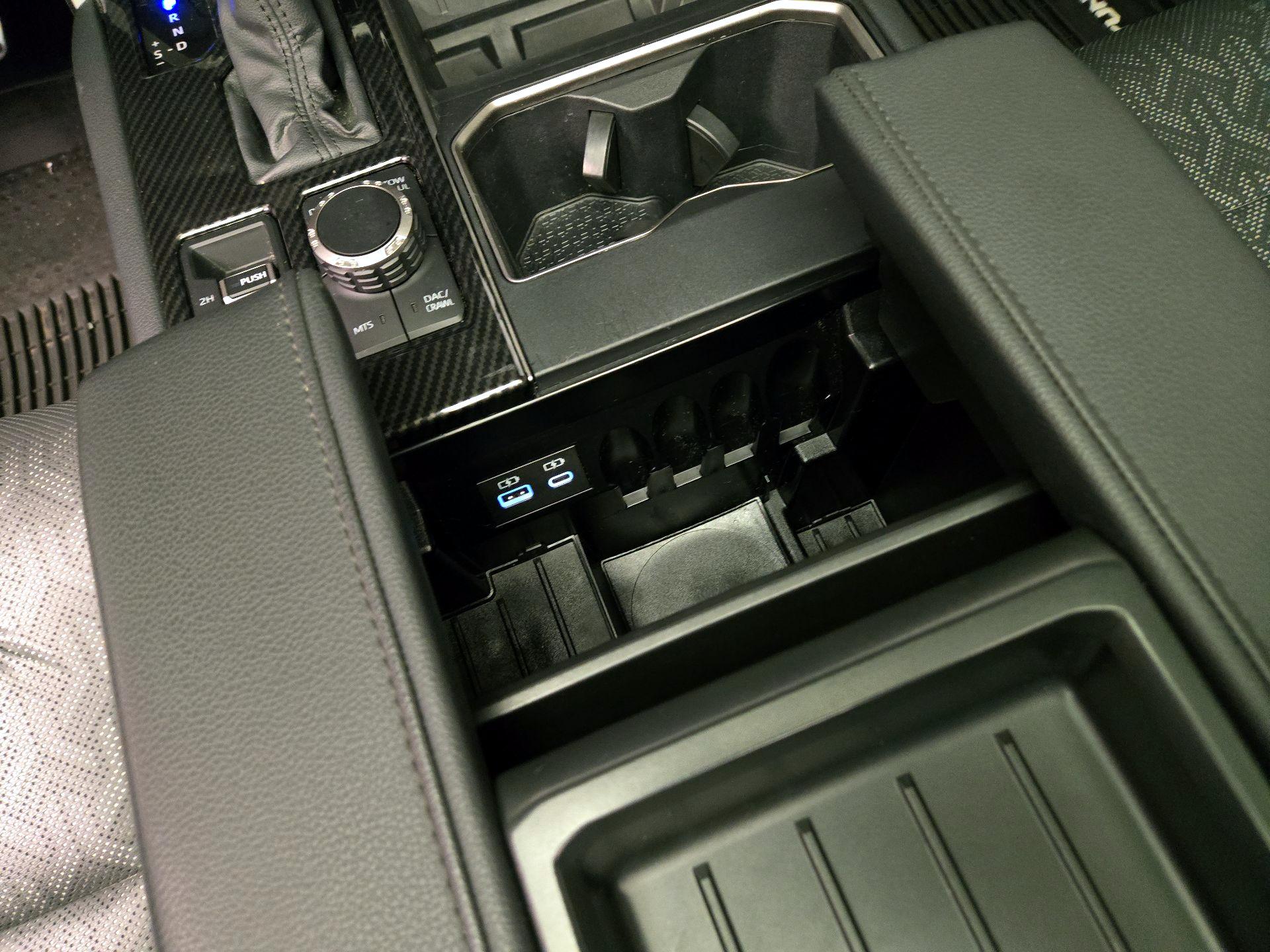 Thumbnail: 2024 Toyota Tundra - 18