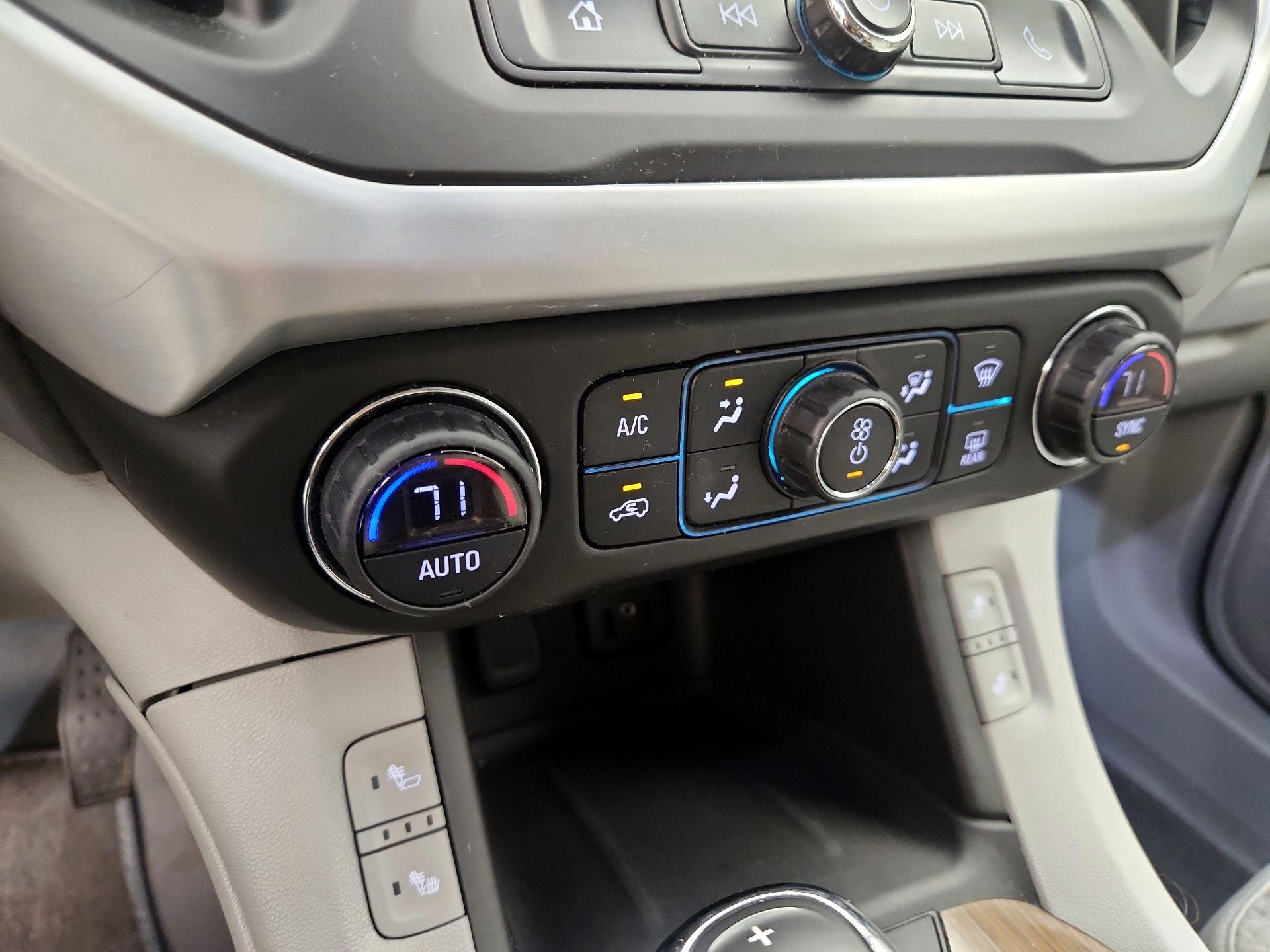 Thumbnail: 2017 GMC Acadia - 16