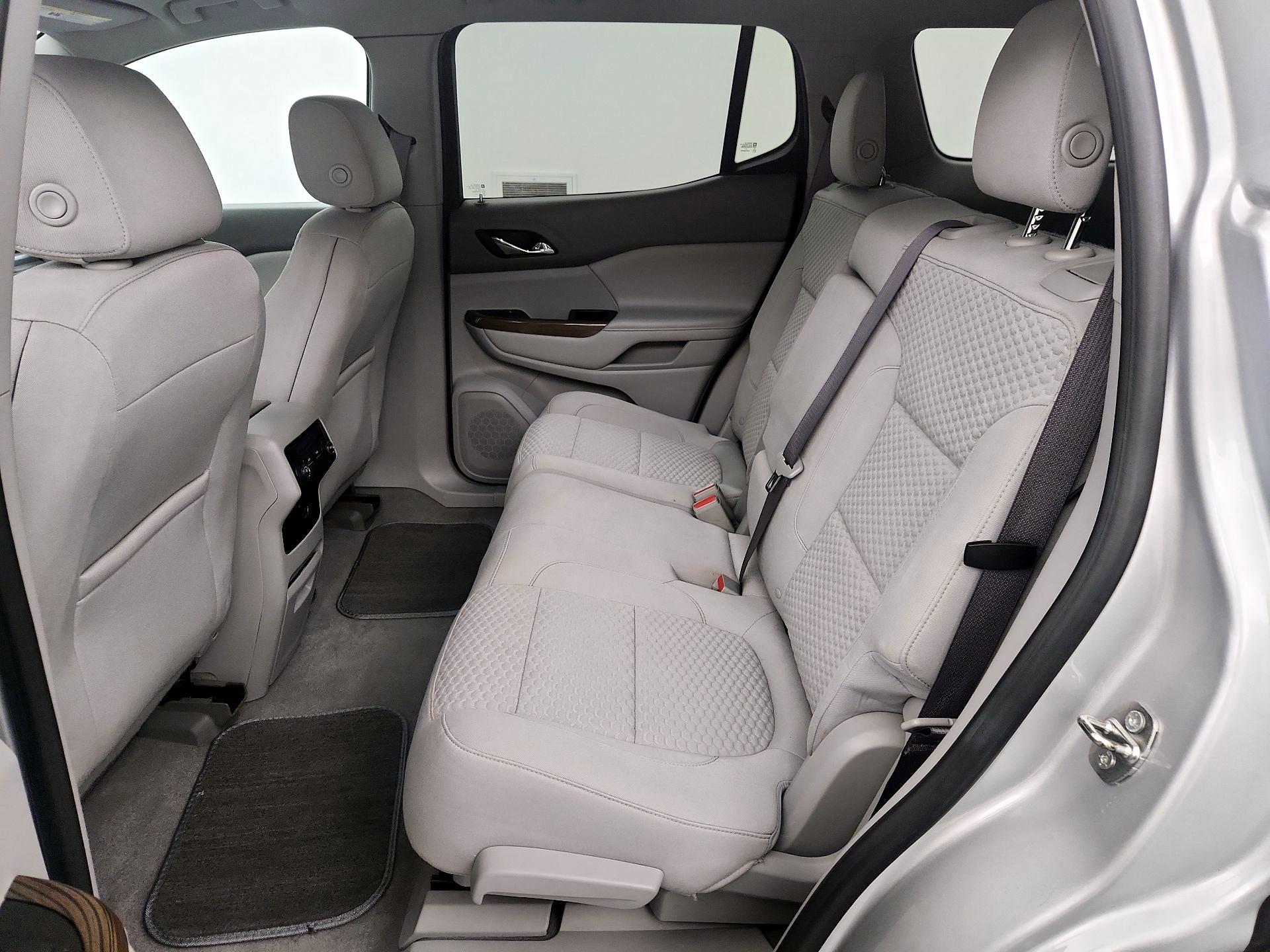 Thumbnail: 2017 GMC Acadia - 19