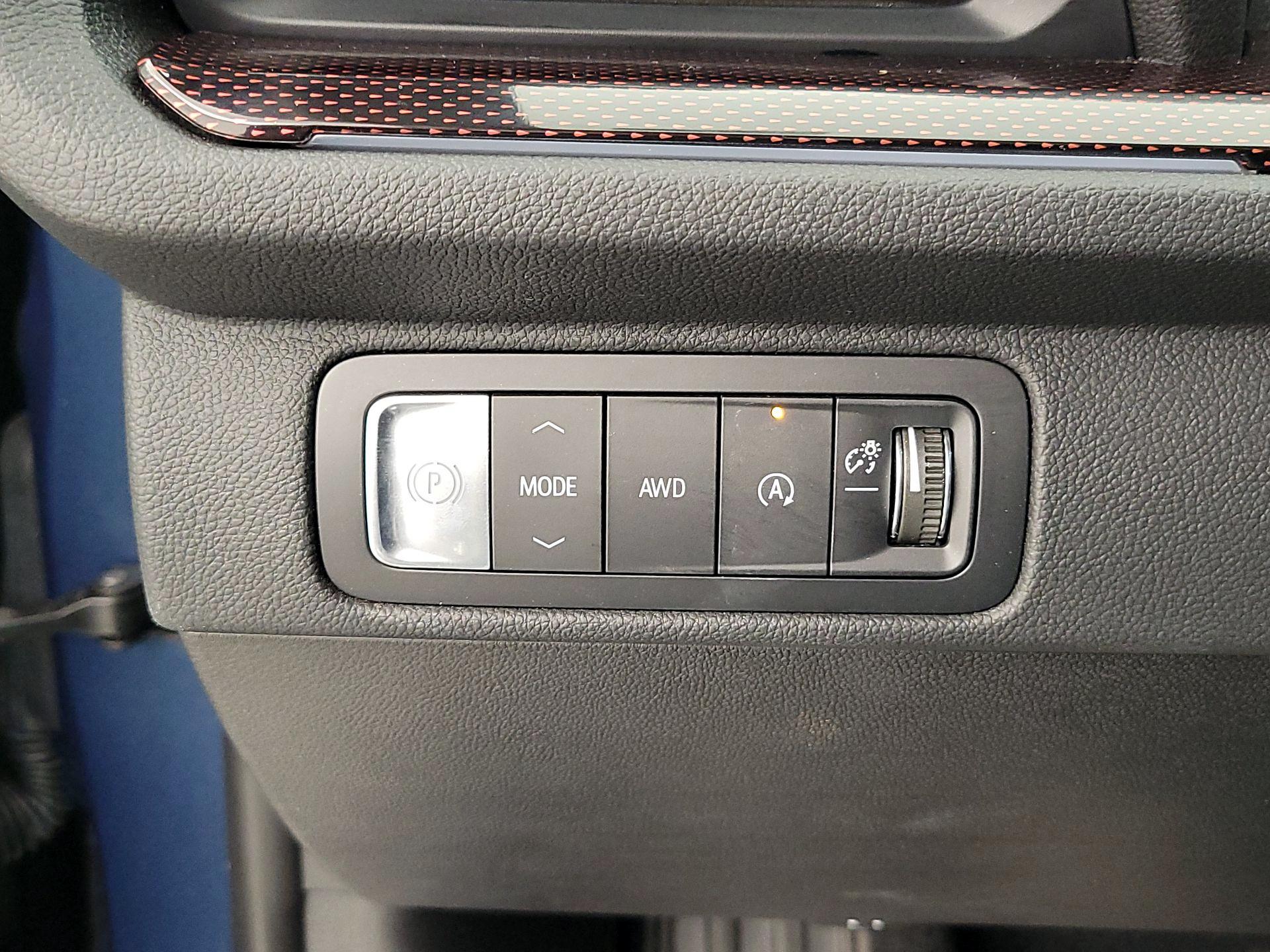 Thumbnail: 2025 Chevrolet Traverse - 13