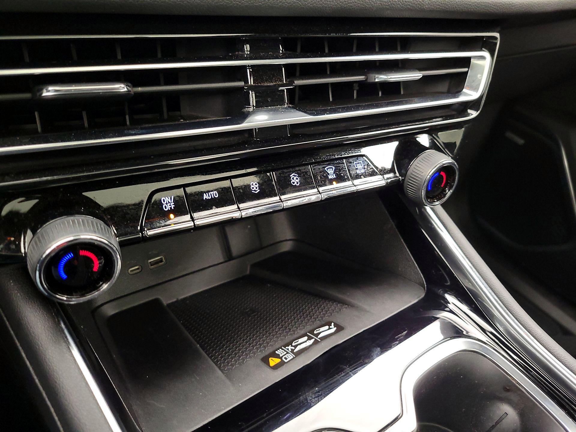 Thumbnail: 2025 Chevrolet Traverse - 17