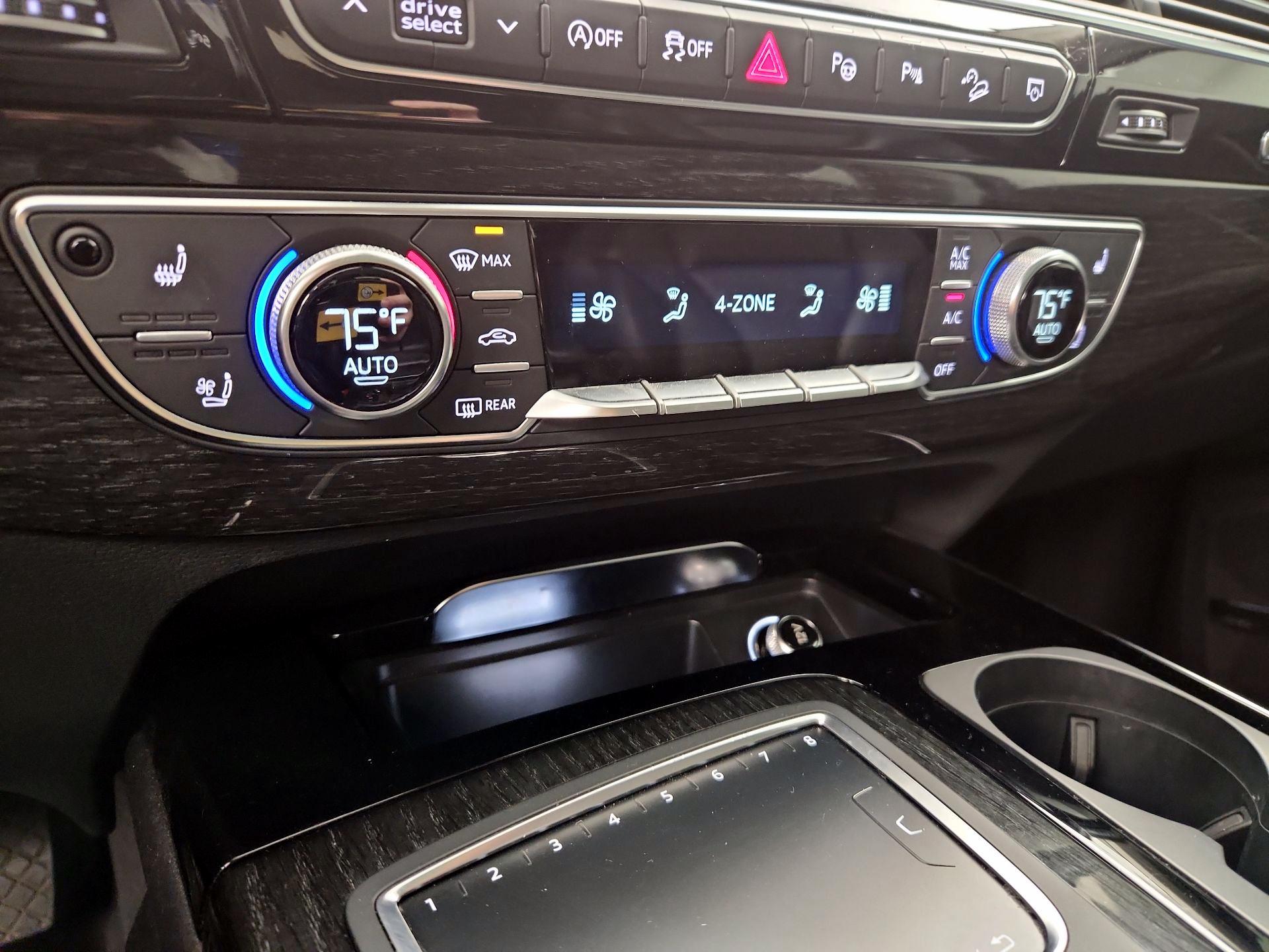 Thumbnail: 2019 Audi Q7 - 17