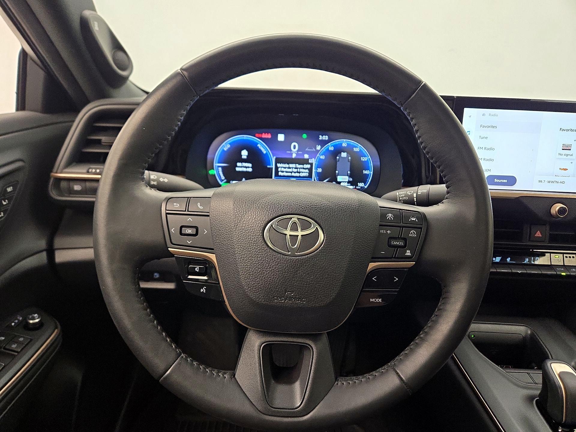 Thumbnail: 2023 Toyota Crown - 10