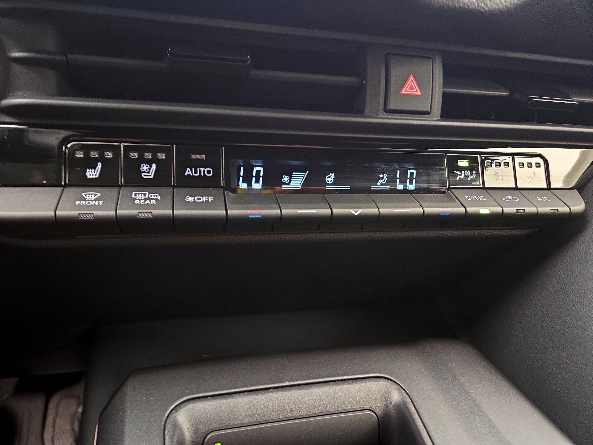 Thumbnail: 2023 Toyota Crown - 17