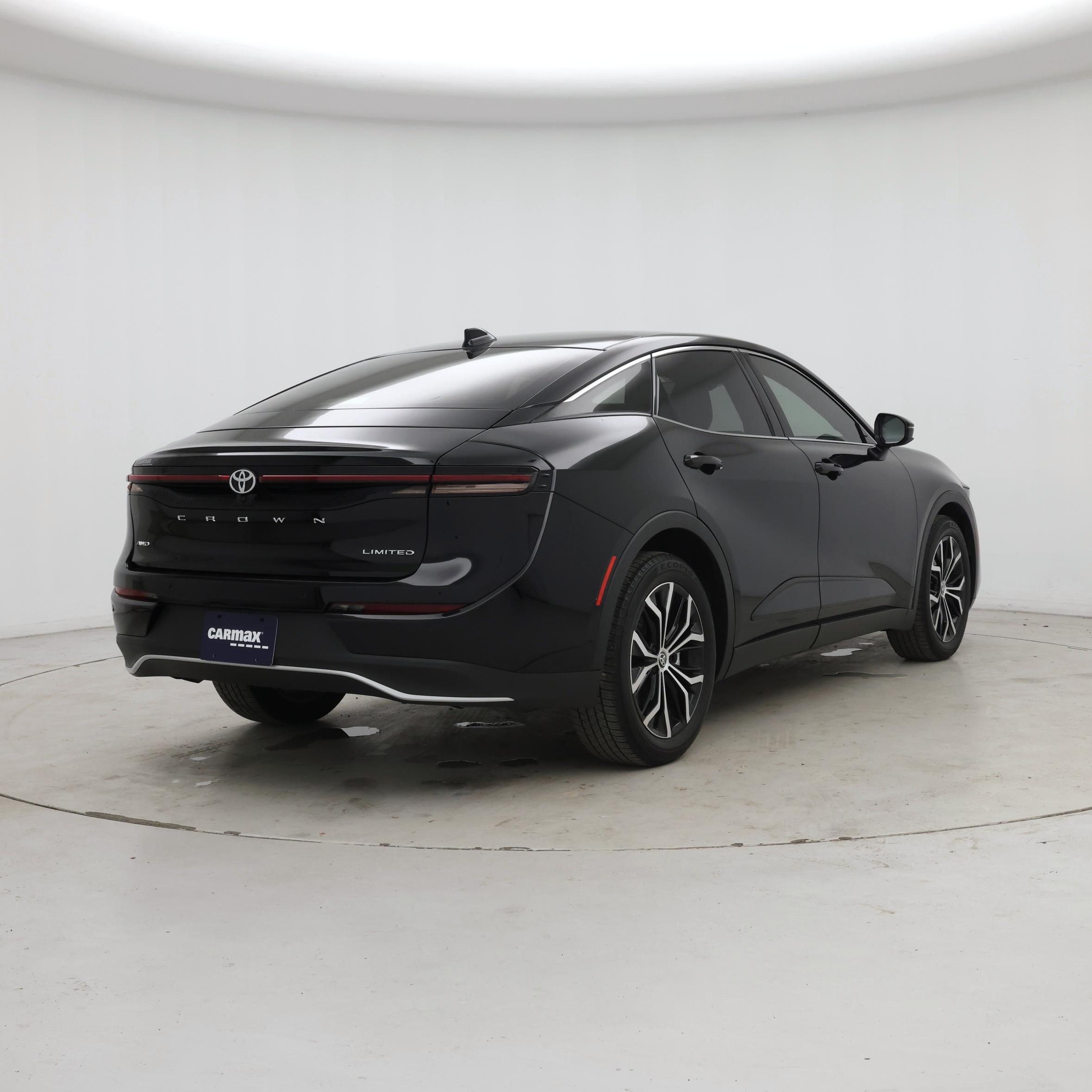 Thumbnail: 2023 Toyota Crown - 8