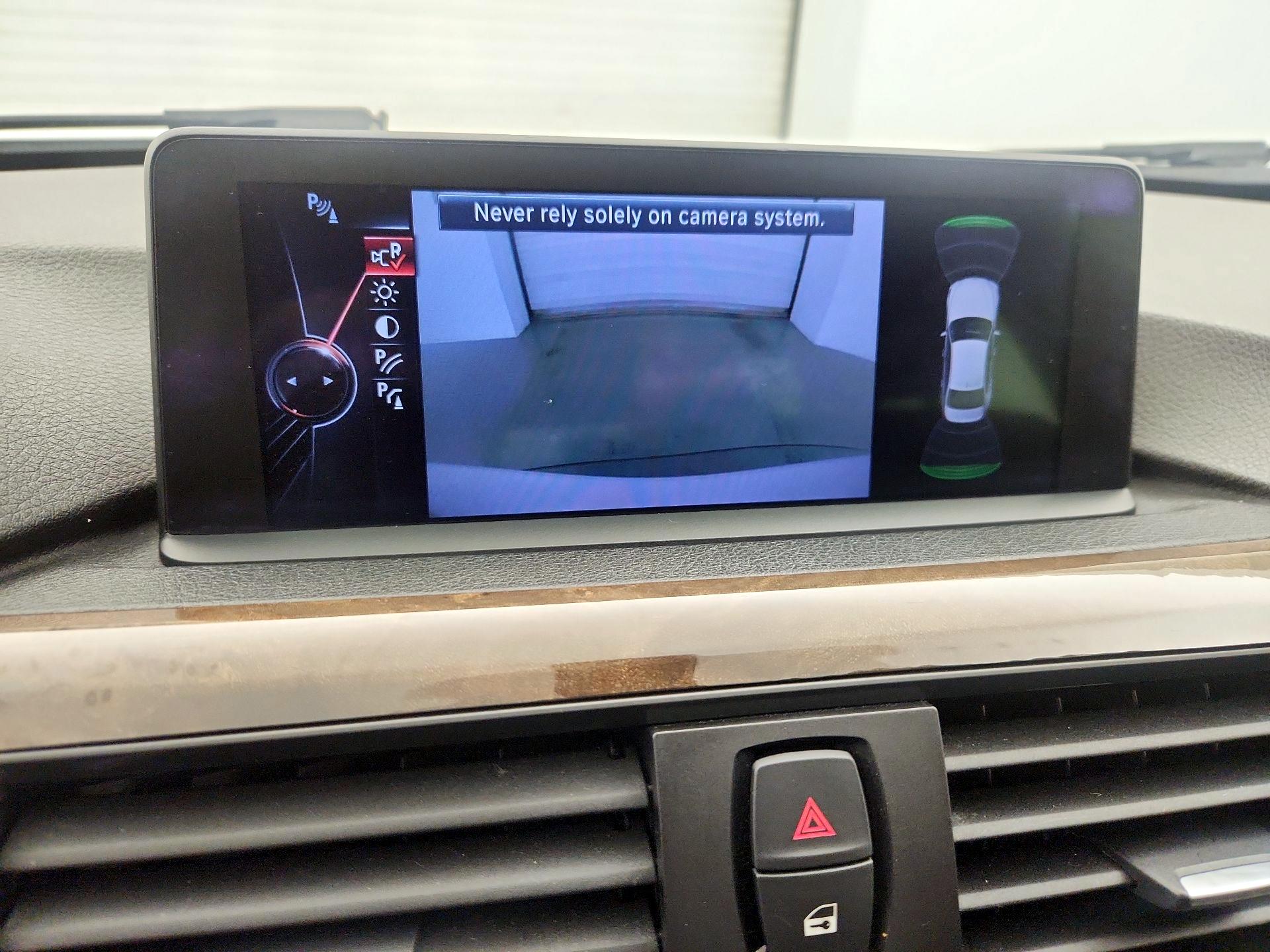 Thumbnail: 2015 BMW 3 Series - 15